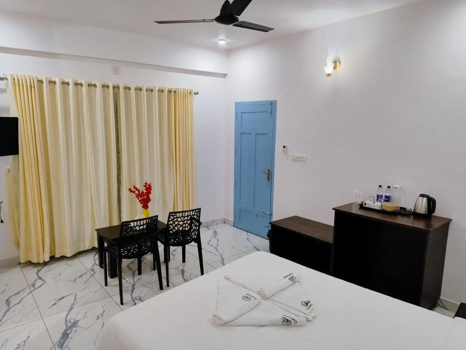 Bed in Gulmohar Varkala