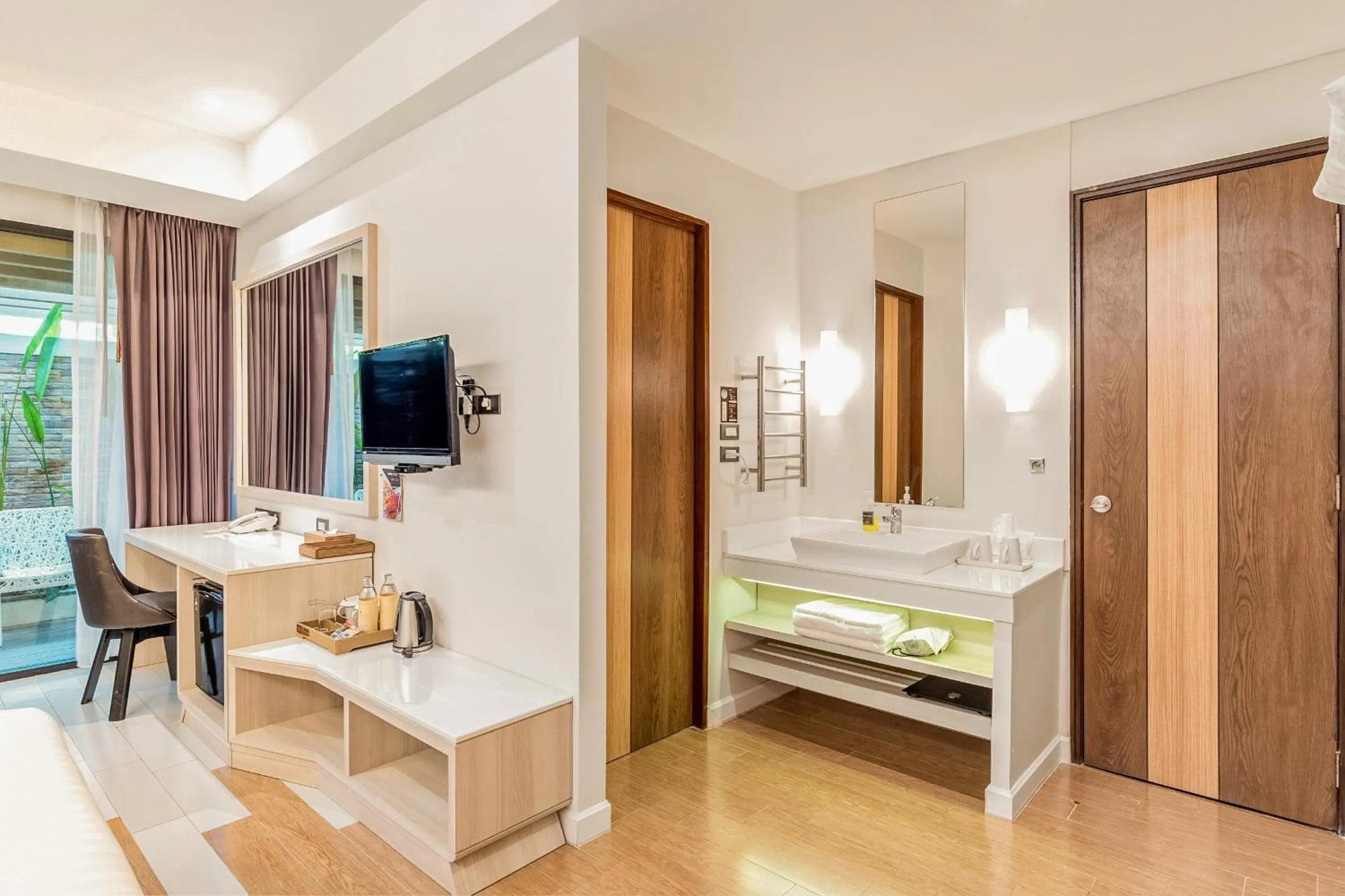 TV and multimedia, Bed in Sand Dunes Chaolao Beach Resort