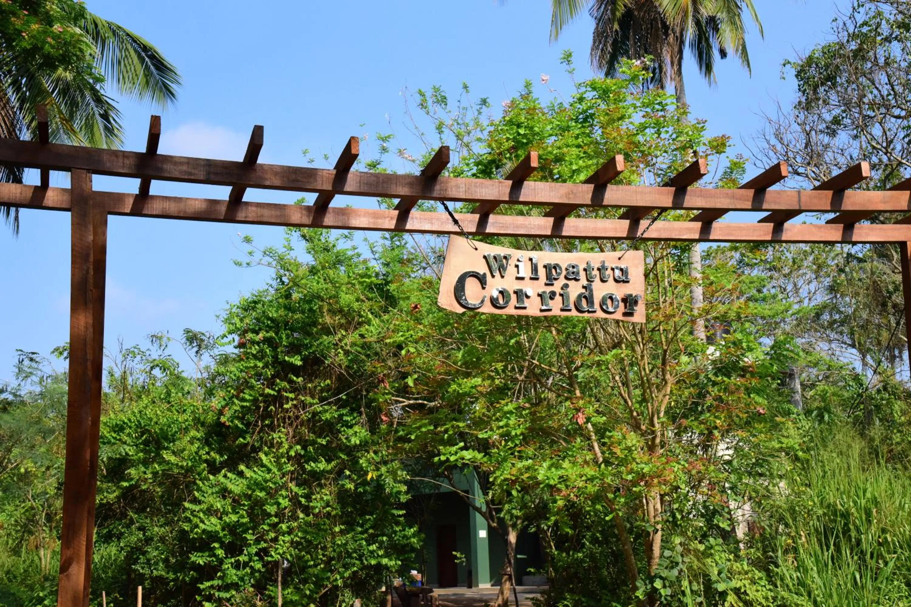 Facade/entrance in Wilpattu Tree House