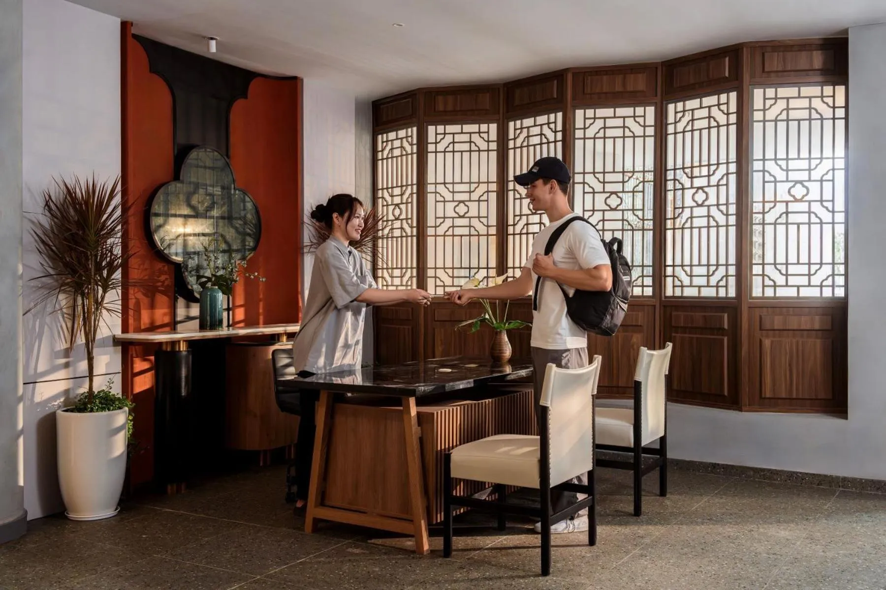 Staff in Express by M Village Võ Văn Kiệt