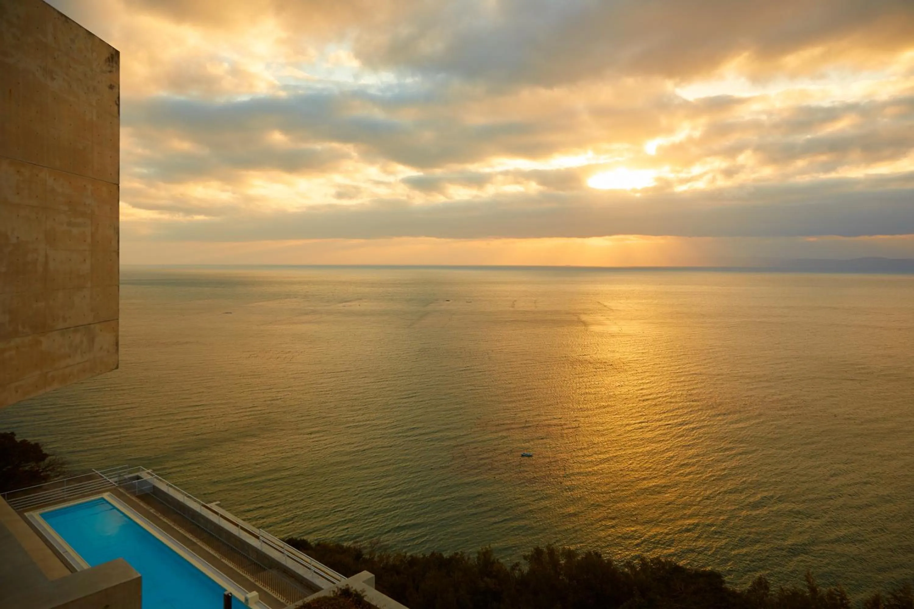 Pool view in TOTO Seawind Awaji