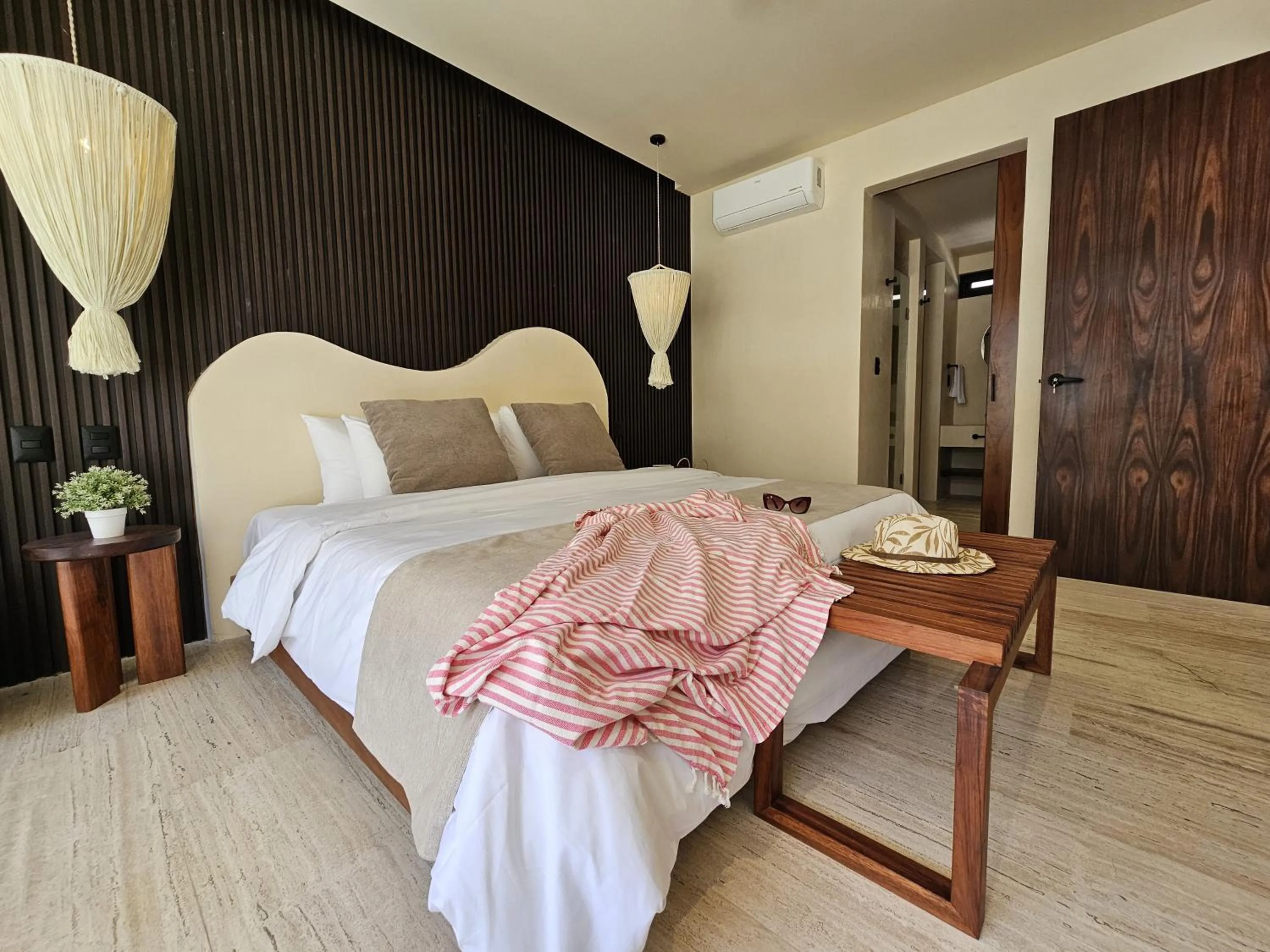 Loch Tulum Condos by Bunik