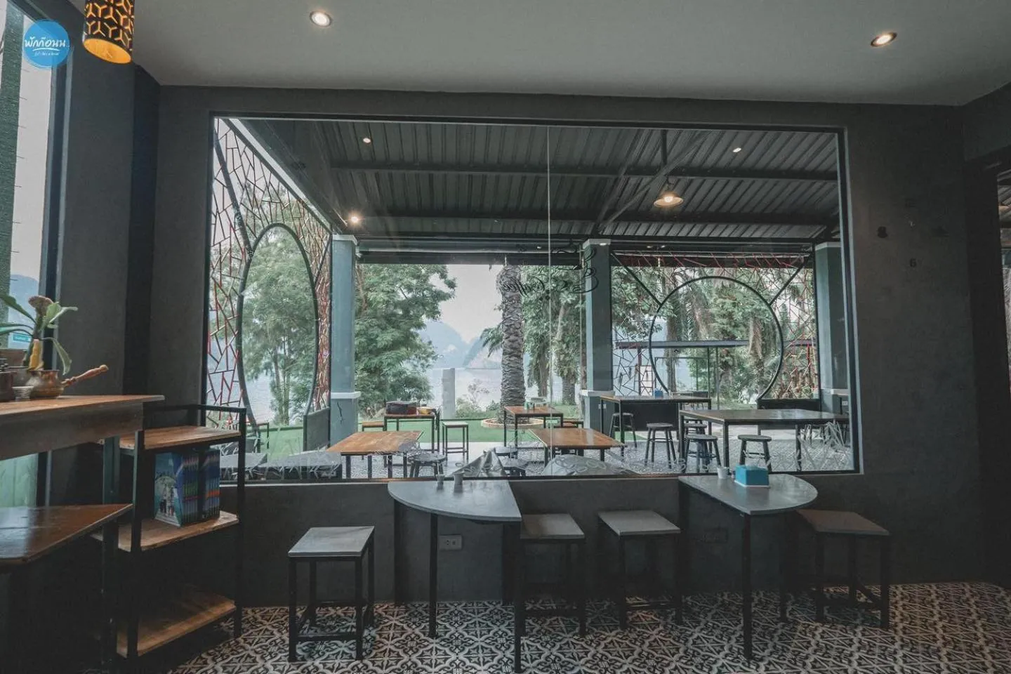 Restaurant/places to eat in Bulan Anda Resort