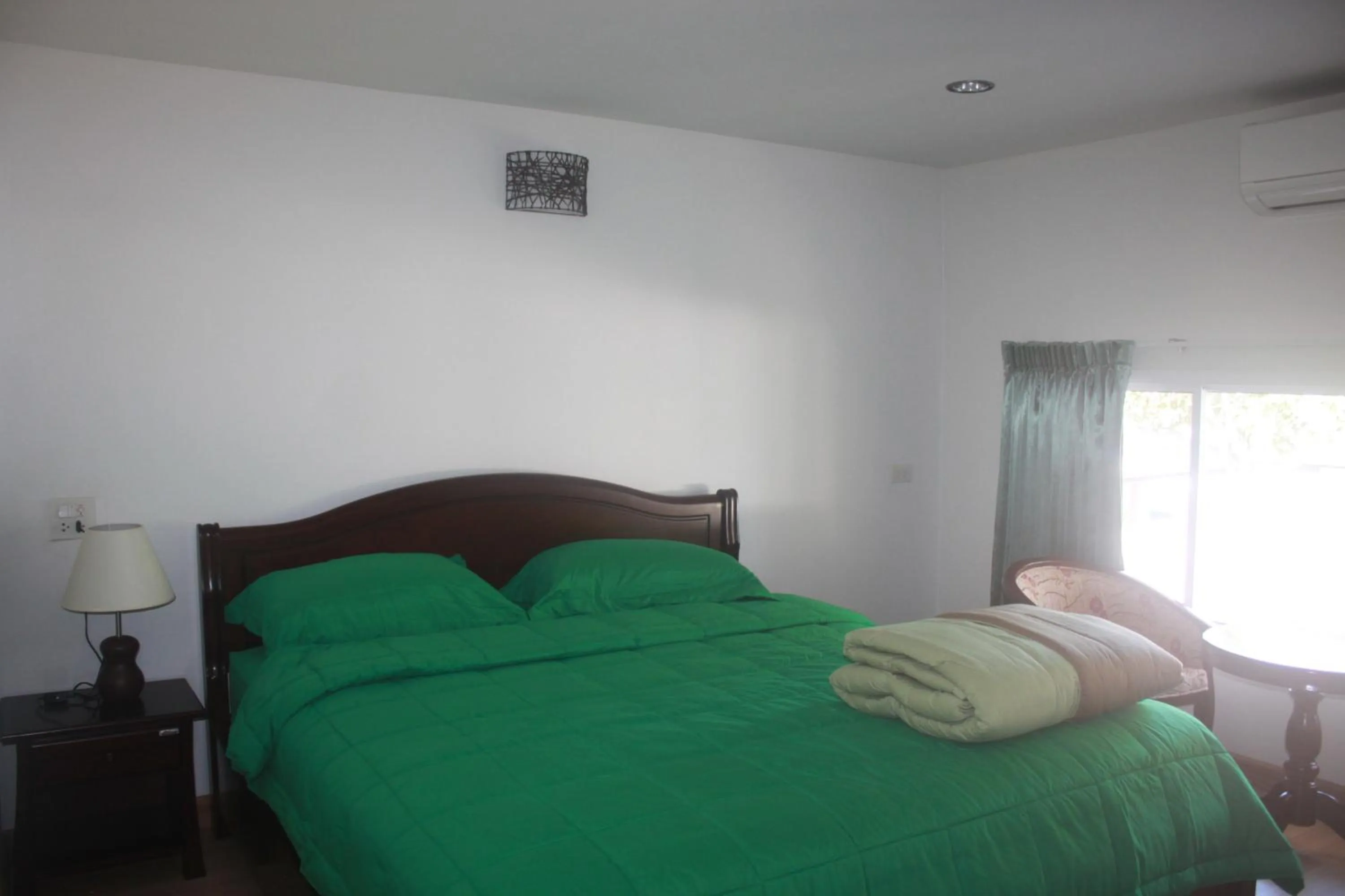 Day, Bed in Nong Nuey Rooms