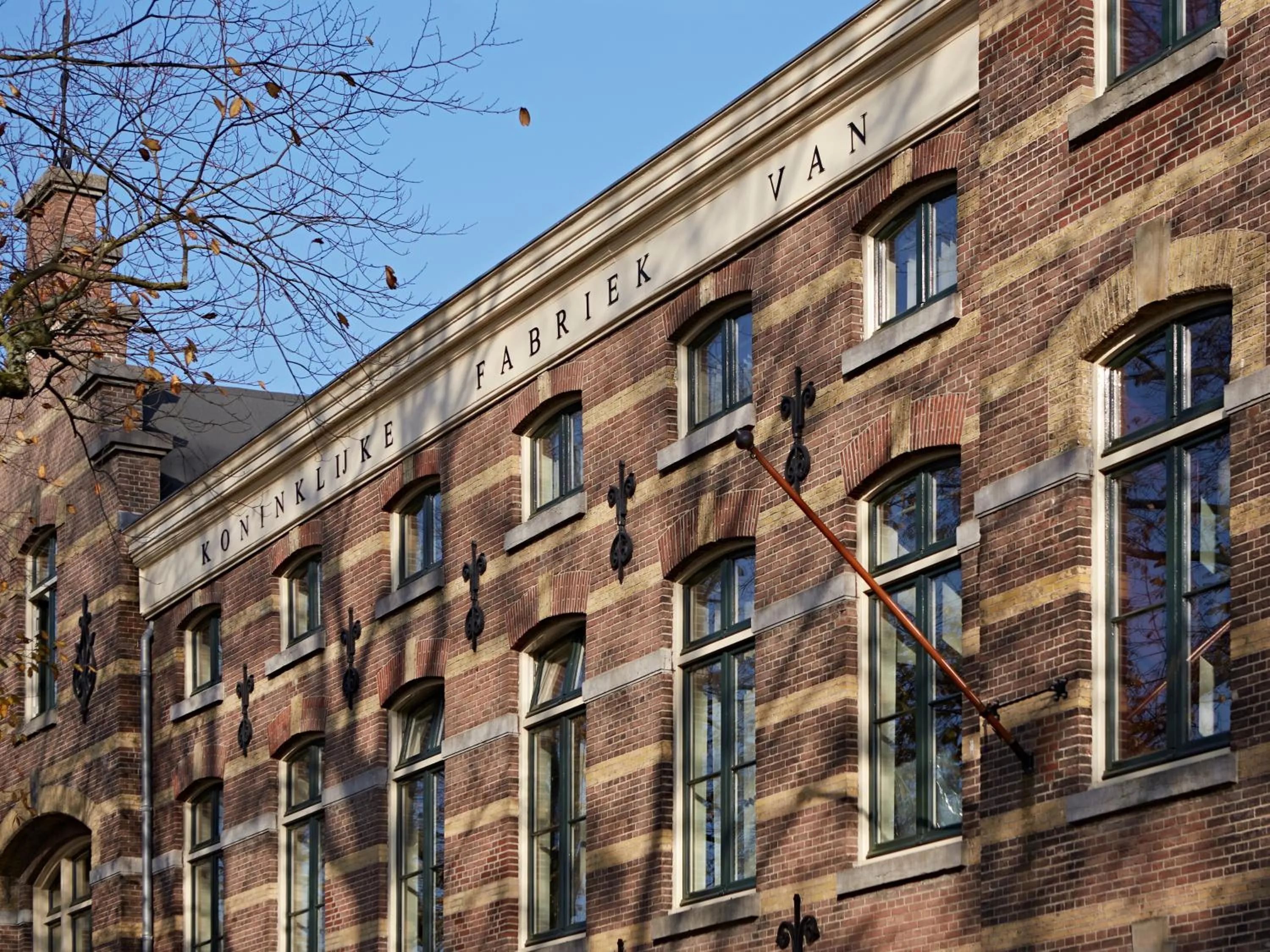 Property building in YAYS Amsterdam Maritime by Numa