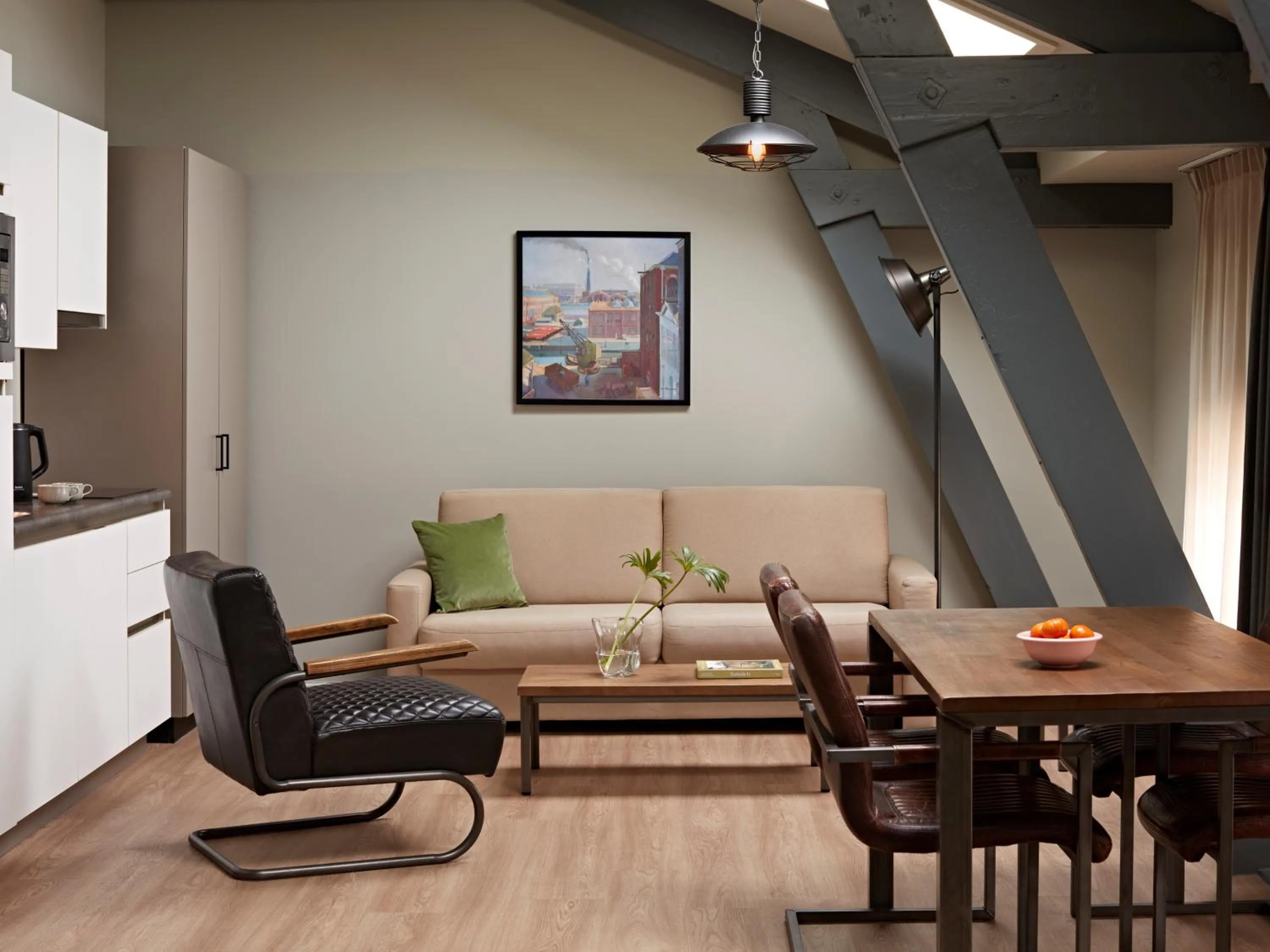 Kitchen or kitchenette in YAYS Amsterdam Maritime by Numa