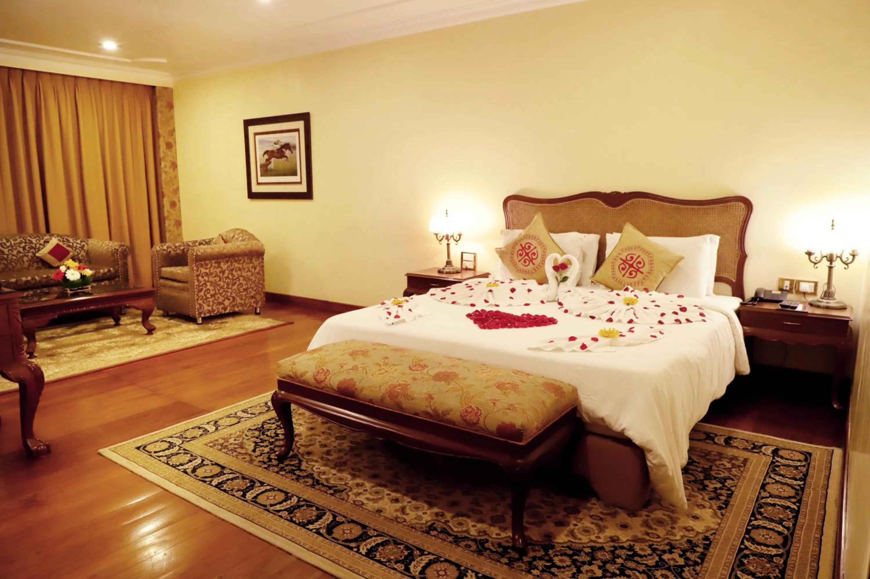 Photo of the whole room, Bed in Hotel Dynasty