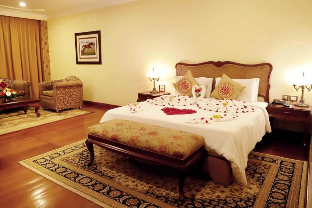 Bed in Hotel Dynasty