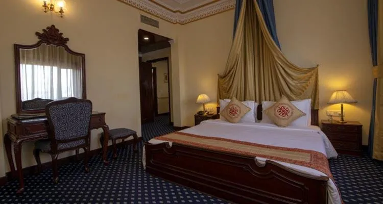 Bed in Hotel Dynasty
