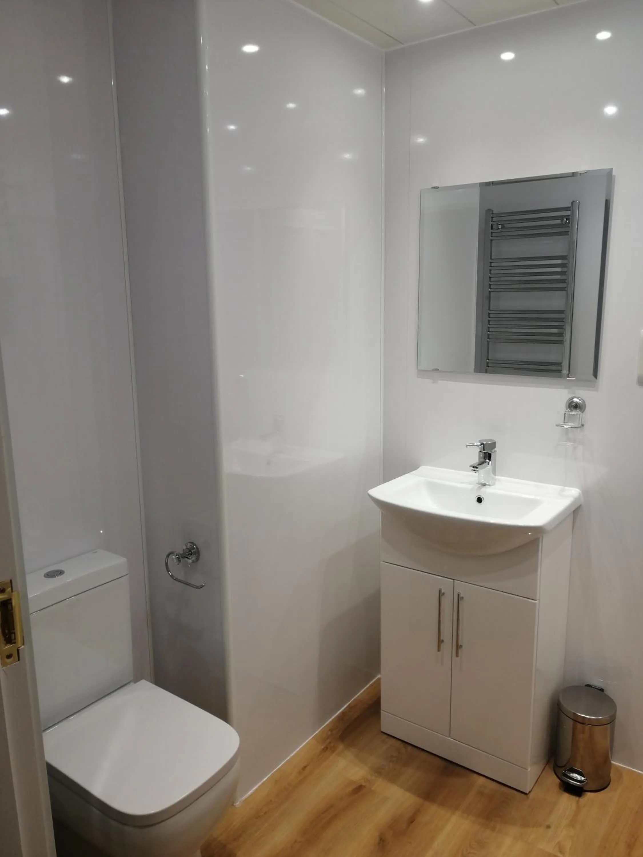 Bathroom in Cumberland Hotel