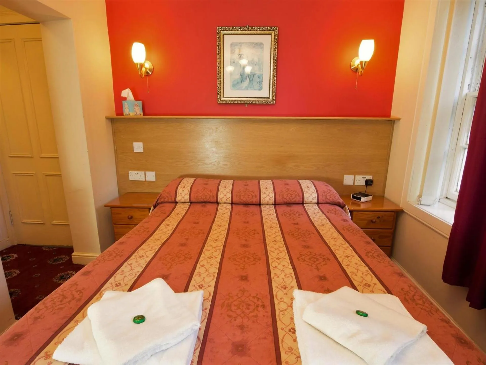 Bed in Cumberland Hotel