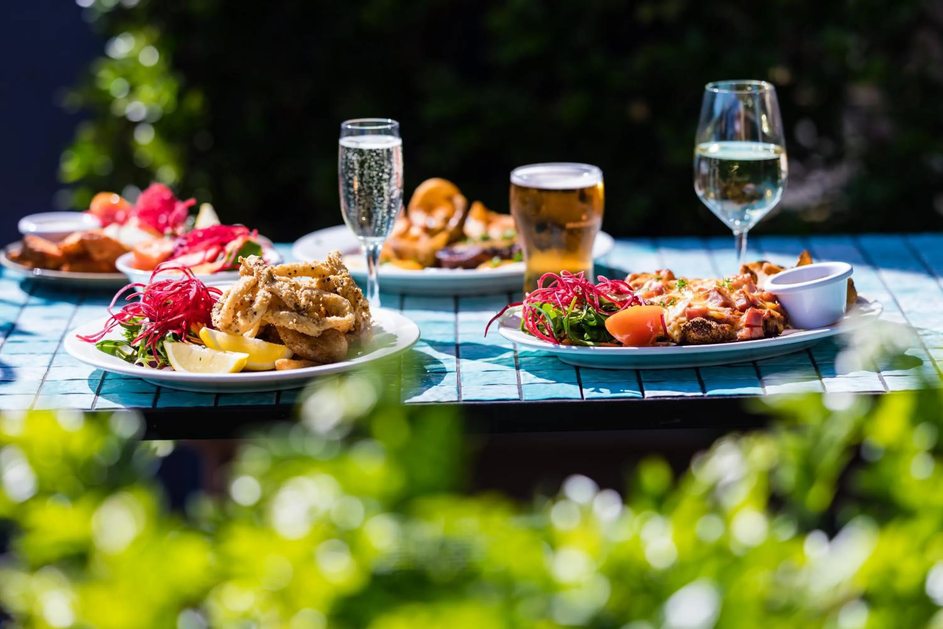 Restaurant/places to eat in 40 on Marshall Boutique Hotel