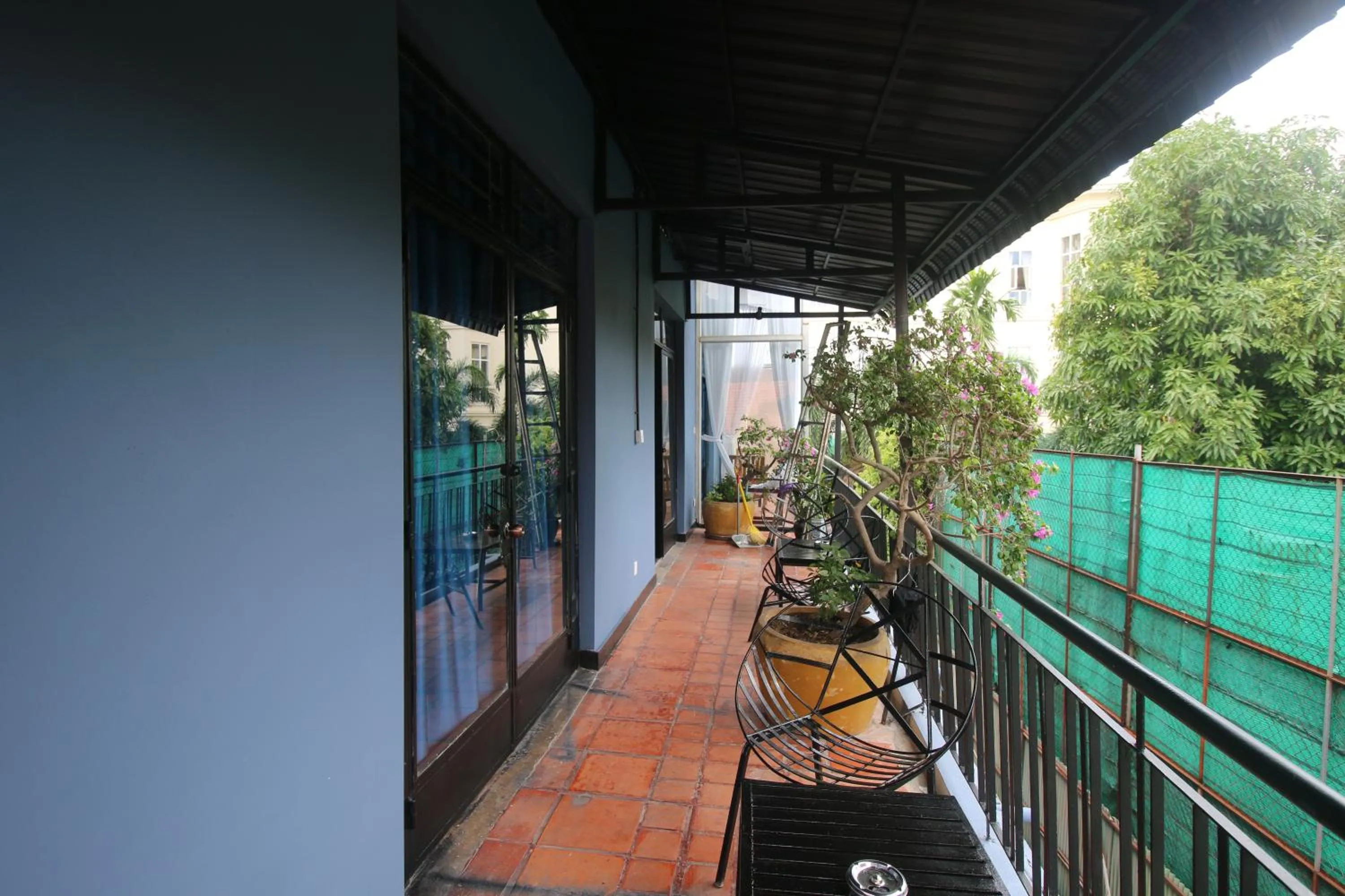 Patio in Bat Chum Villa