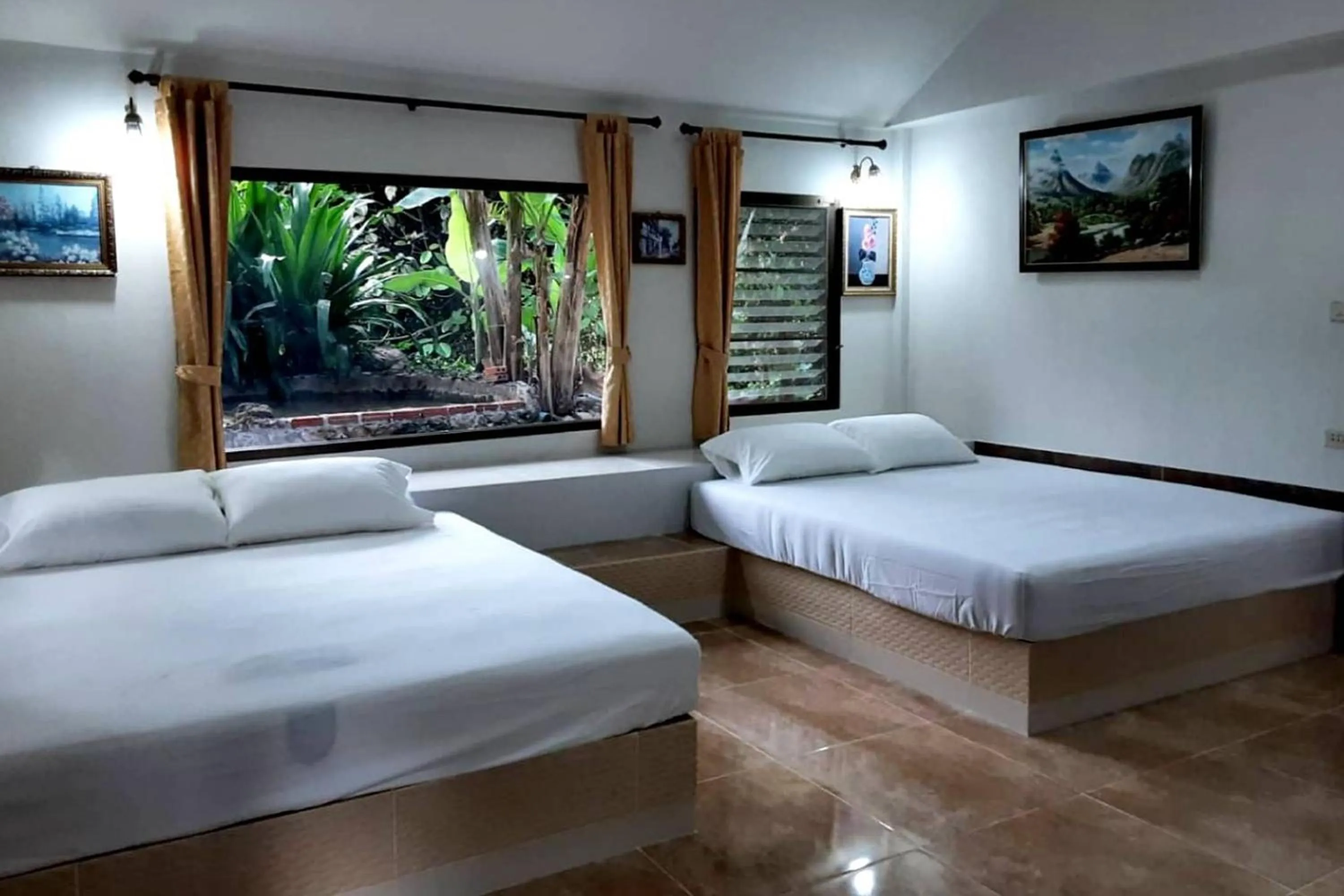 Bedroom, Bed in The Cascade - Mae Taeng Waterfall Bungalows