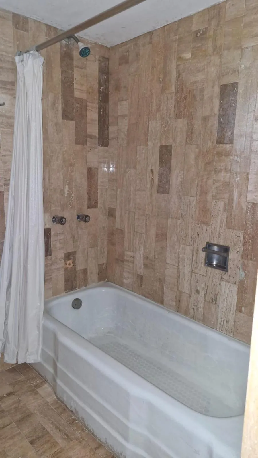 Bathroom in Parador del Río Irapuato