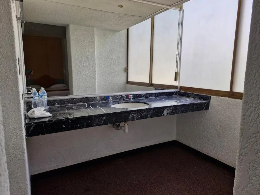 Bathroom in Parador del Río Irapuato
