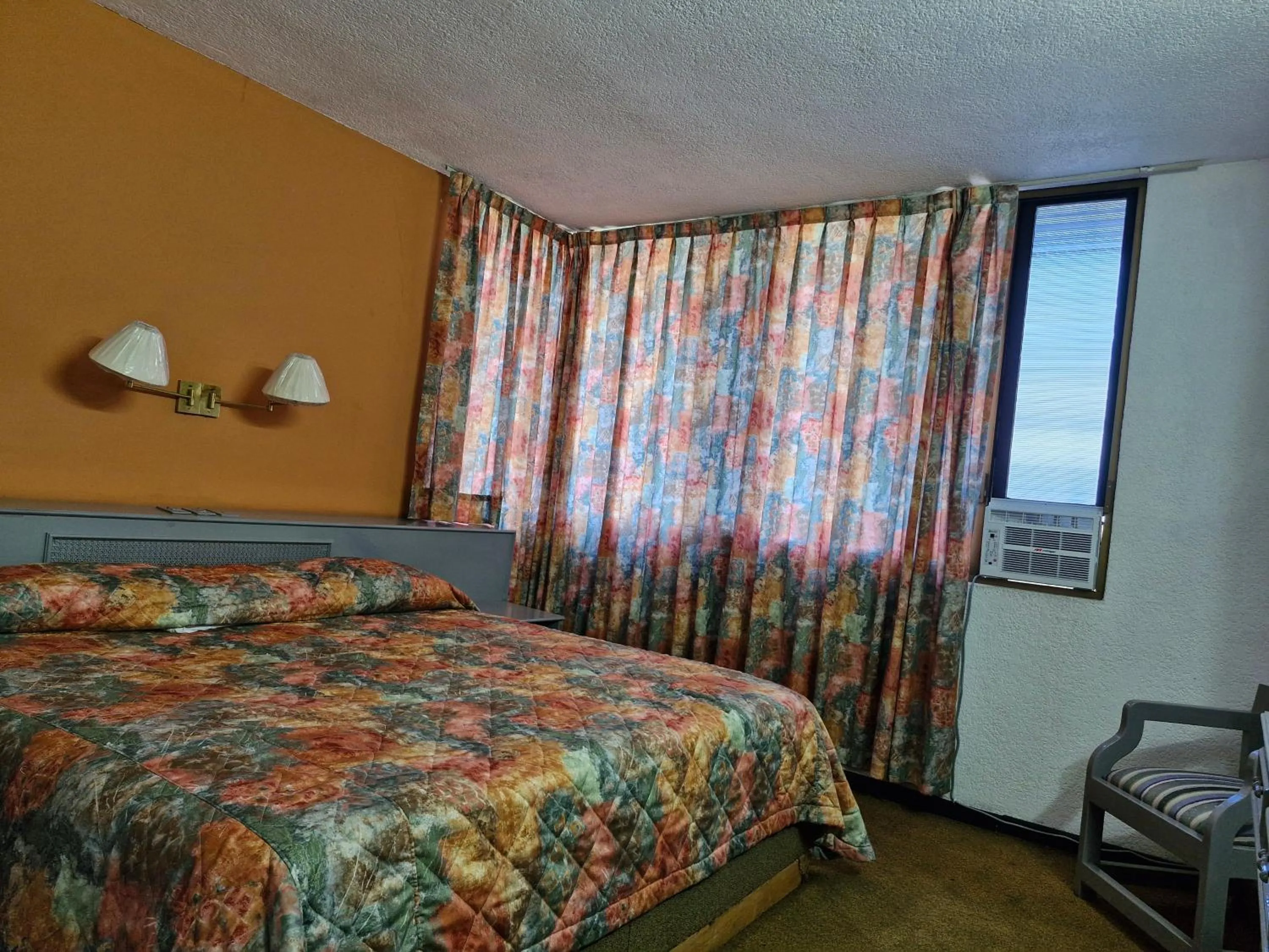 Photo of the whole room, Bed in Parador del Río Irapuato