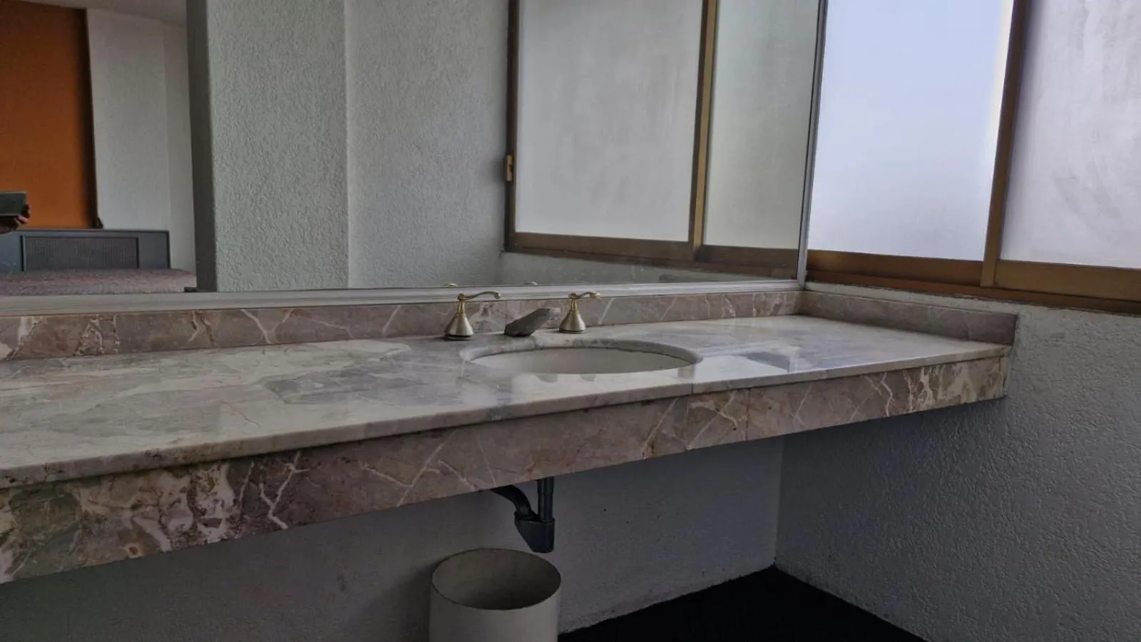 Bathroom in Parador del Río Irapuato