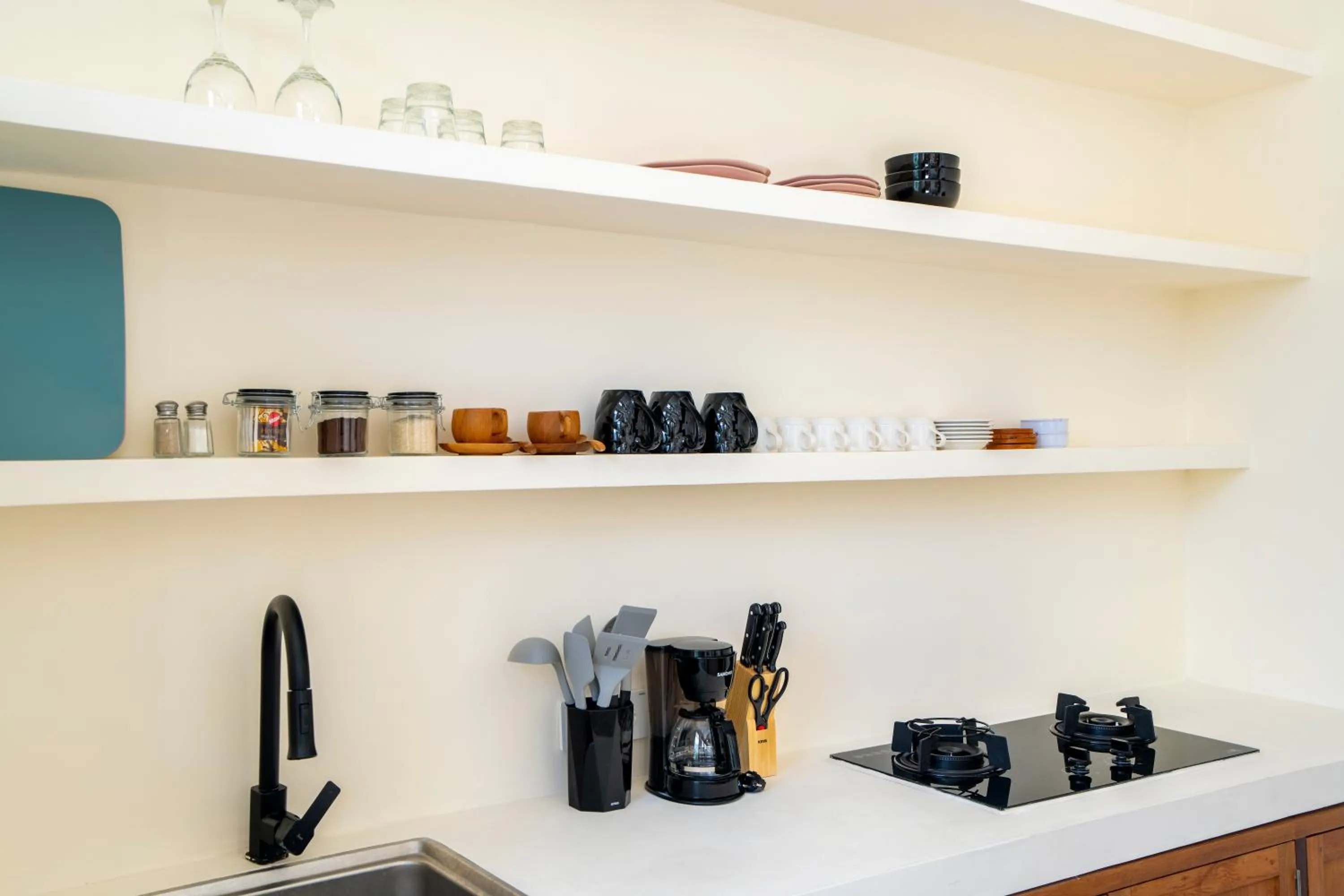 Coffee/tea facilities in Villa Joba by Pertama Management