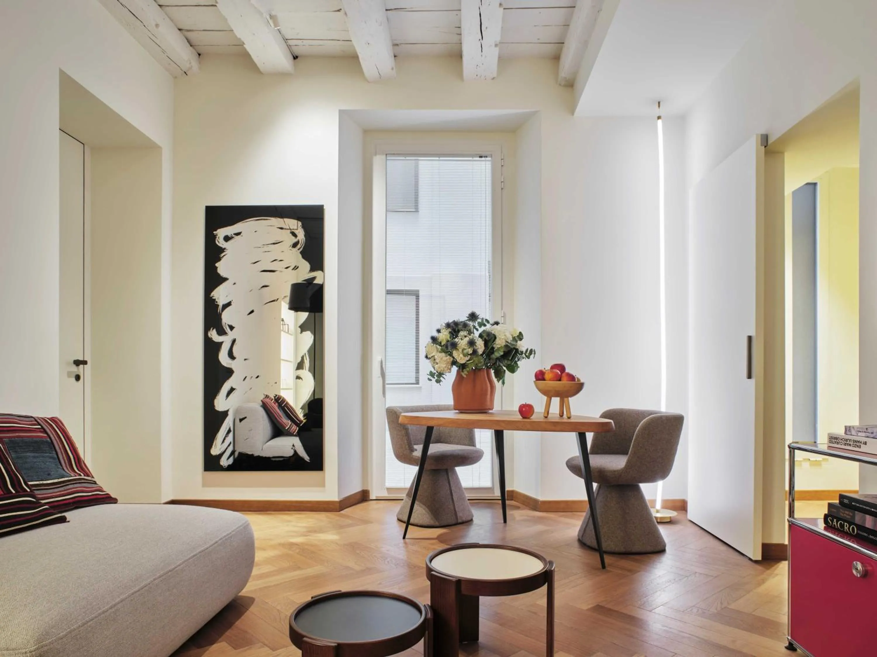 Living room in DOMYA - Manzoni 25