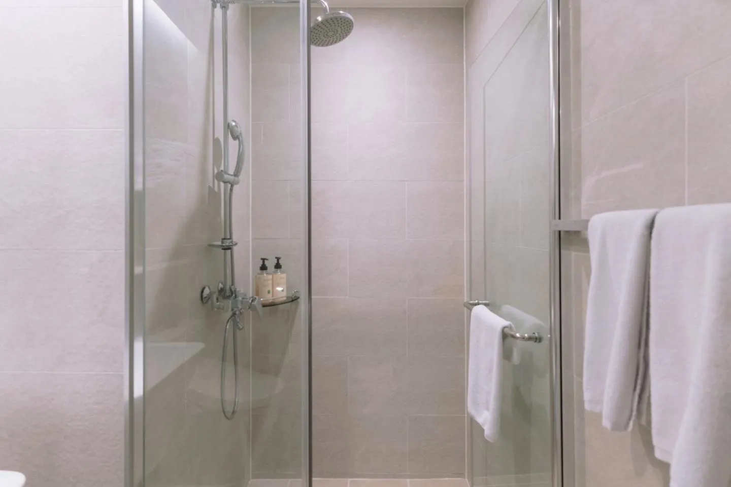 Le Bleu Naksan by Orot