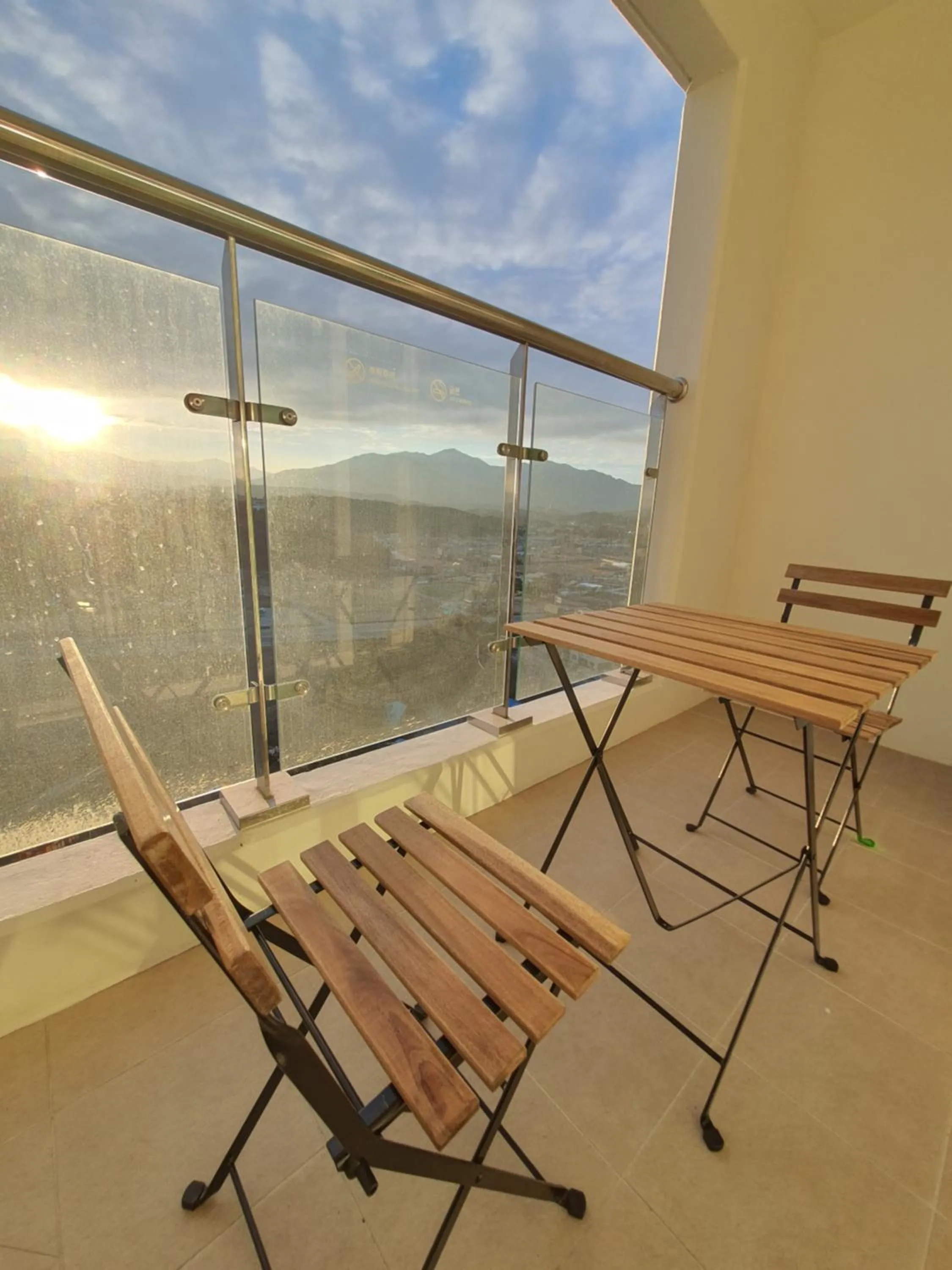 Le Bleu Naksan by Orot