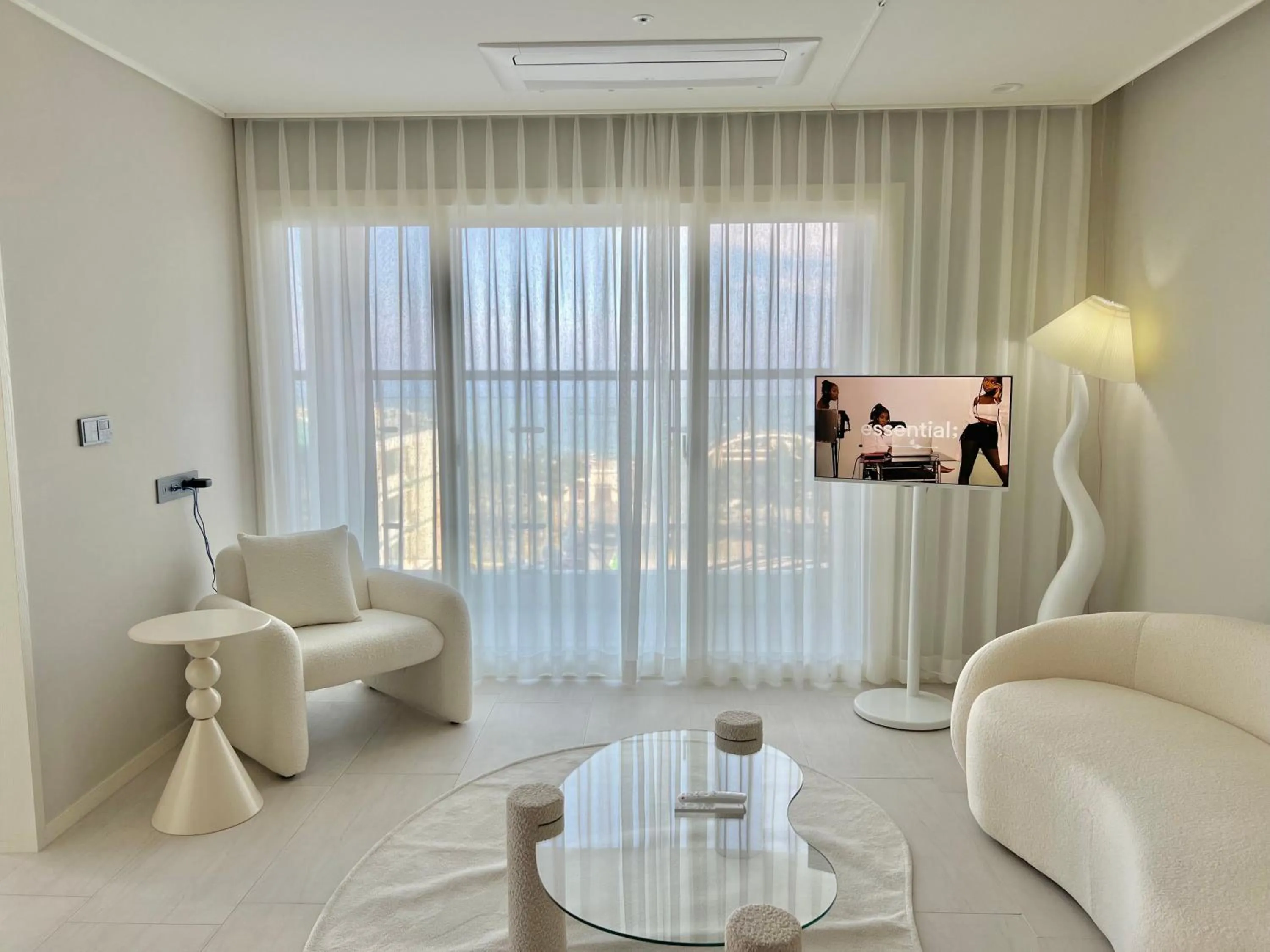 Le Bleu Naksan by Orot