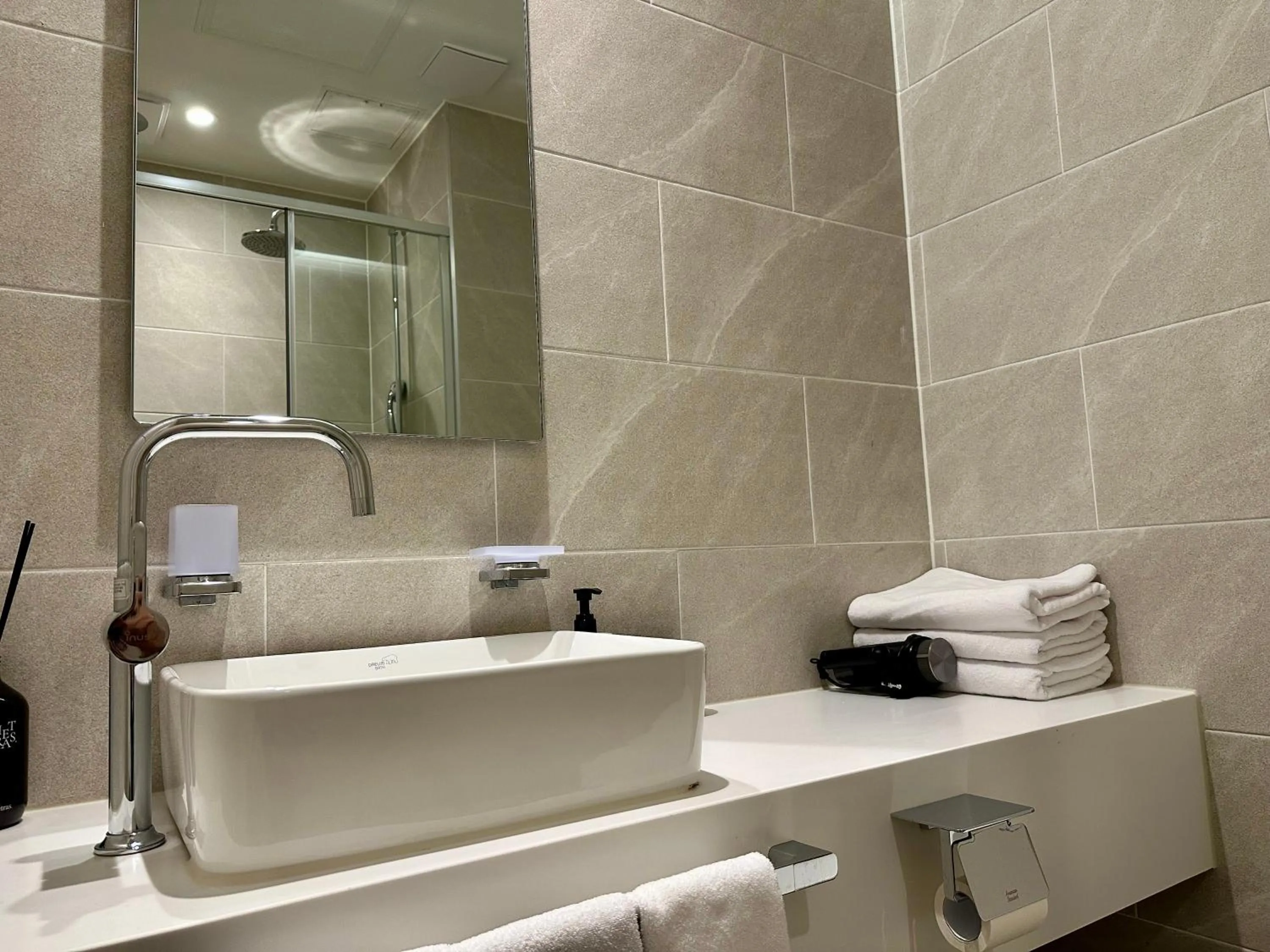 Le Bleu Naksan by Orot