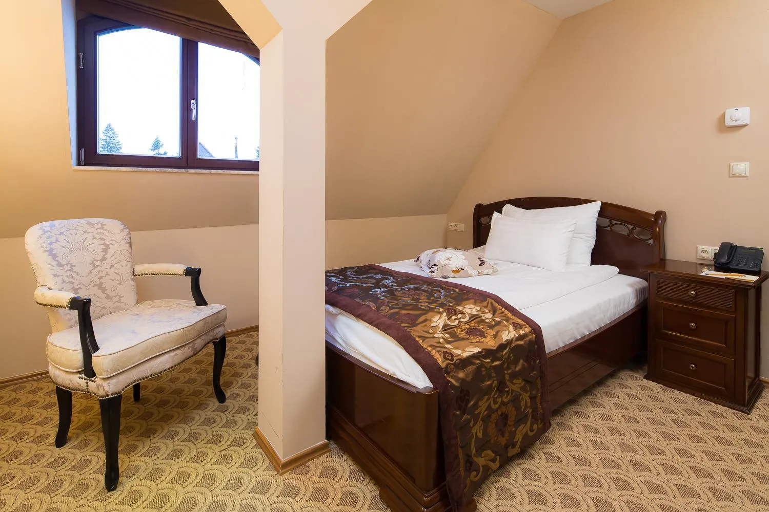 Bedroom, Bed in Rubezahl-Marienbad Luxury Historical Castle Hotel & Golf-Castle Hotel Collection