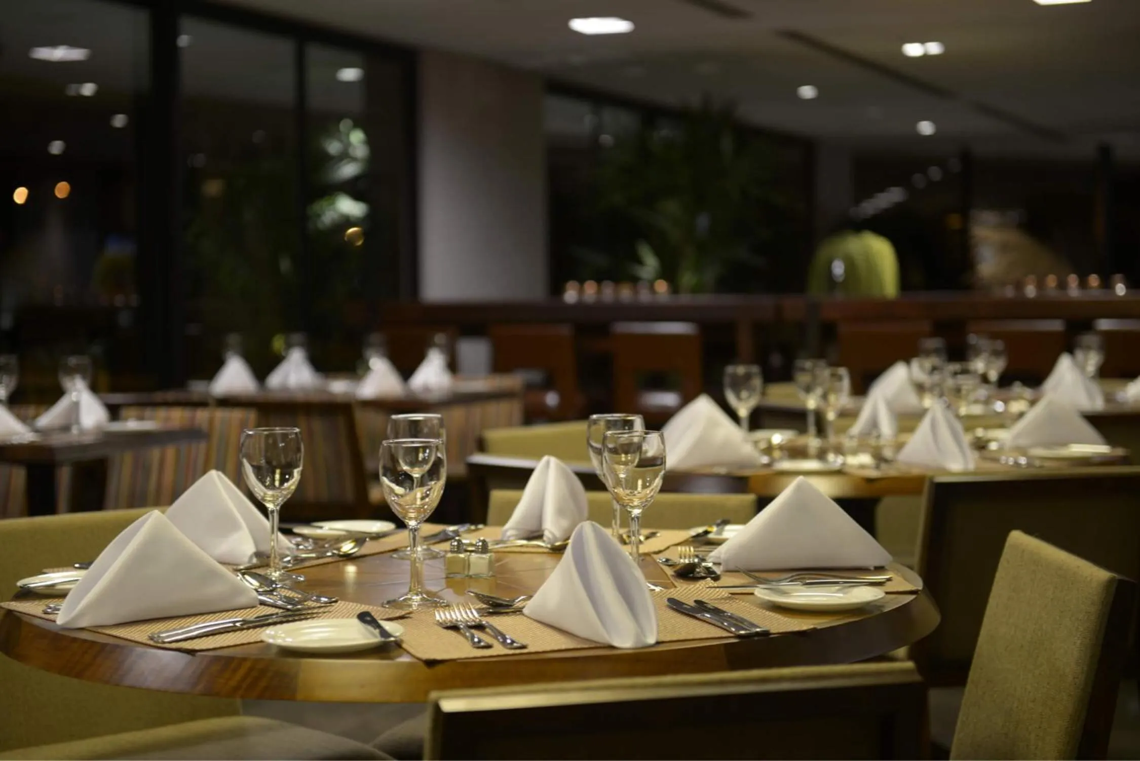 Restaurant/places to eat in Deville Prime Campo Grande