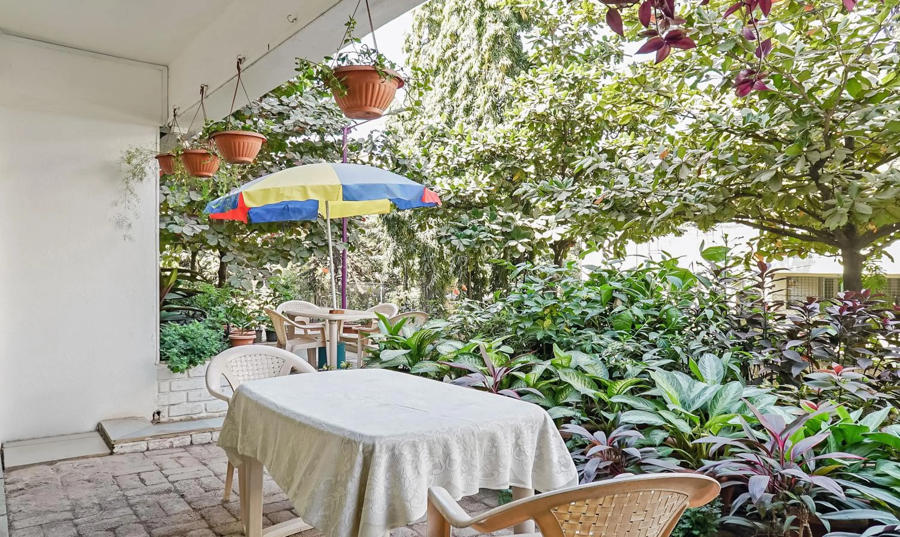 Garden view in Treebo Brooks Manor