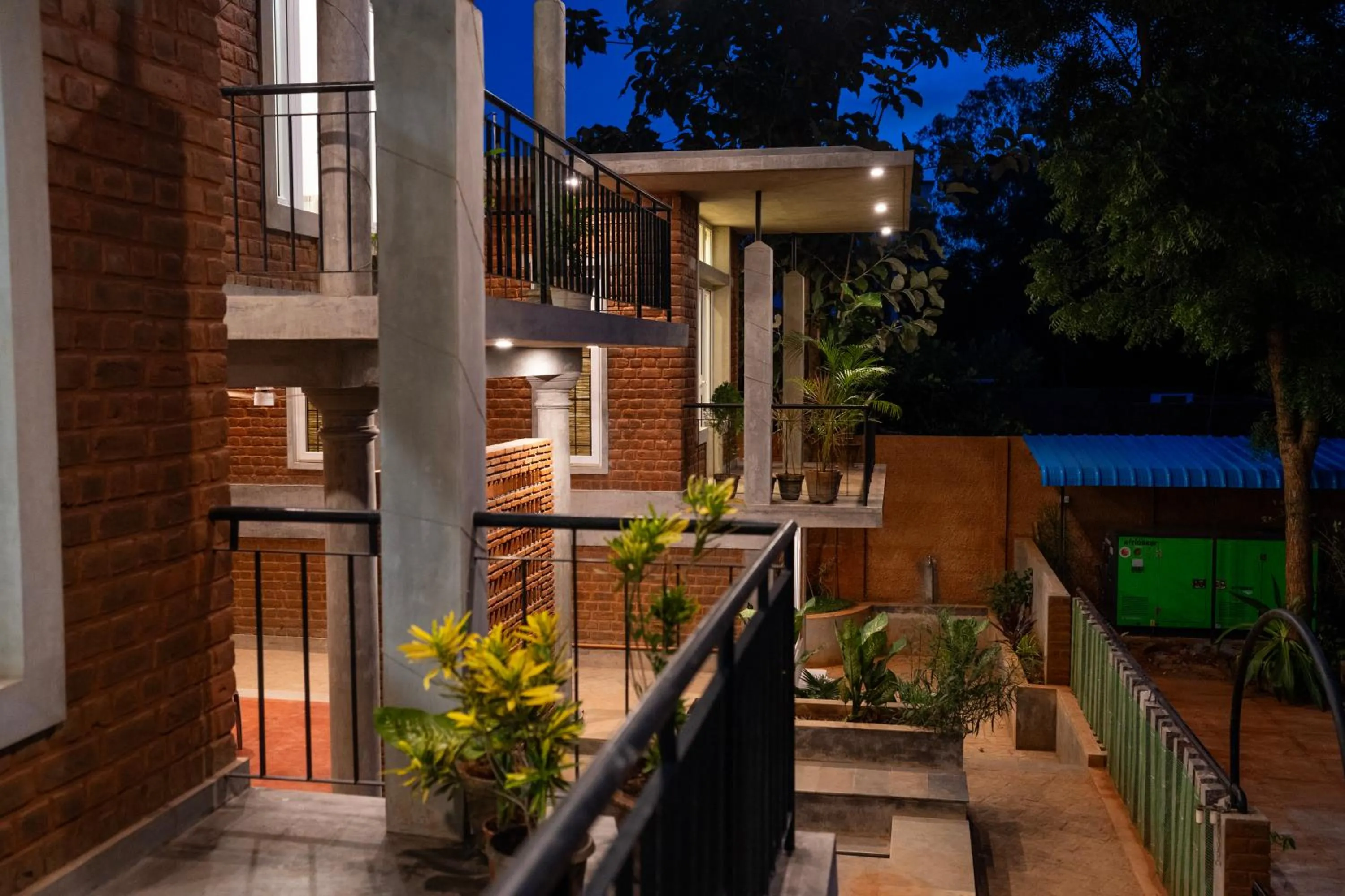 Vana by Loka - Nature Inspired Studios