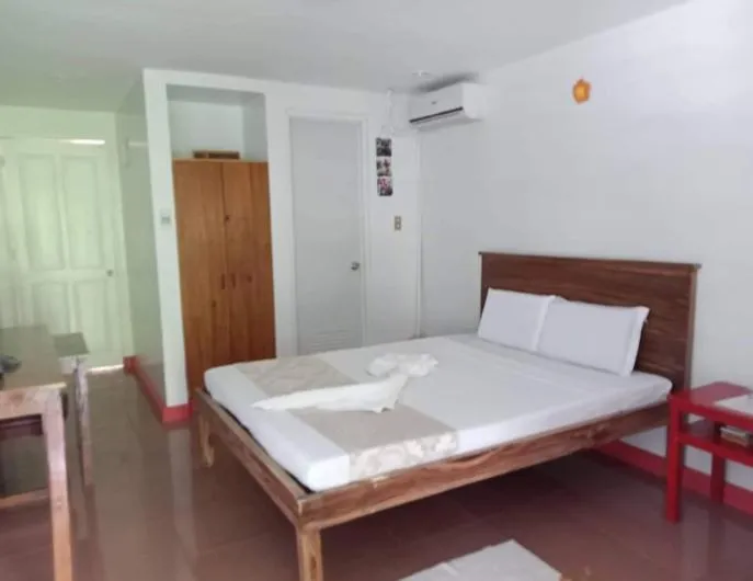 Bed in Sunday flower hotel and beach resort