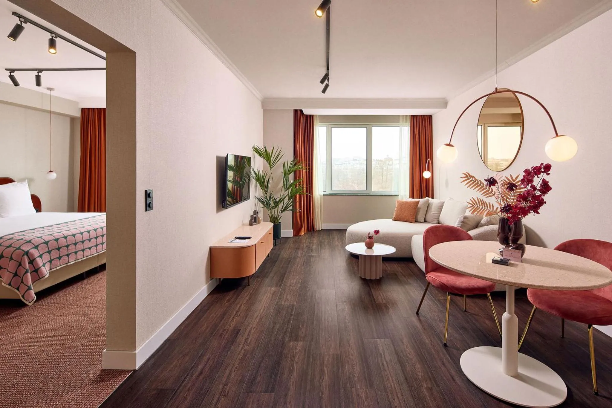 Living room, Bed in Van der Valk Hotel Park Lane Antwerpen