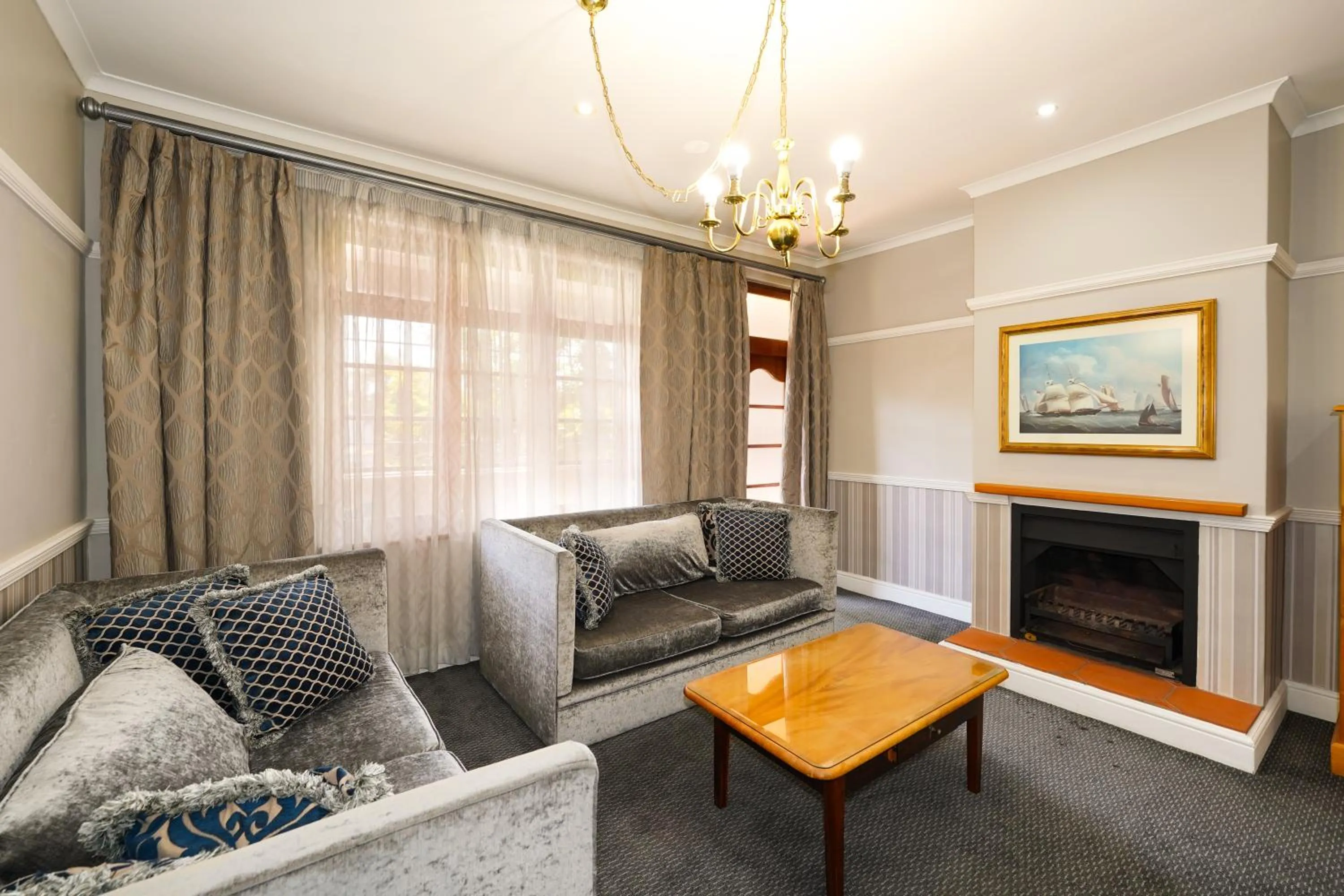 Living room in Cumberland Hotel Worcester