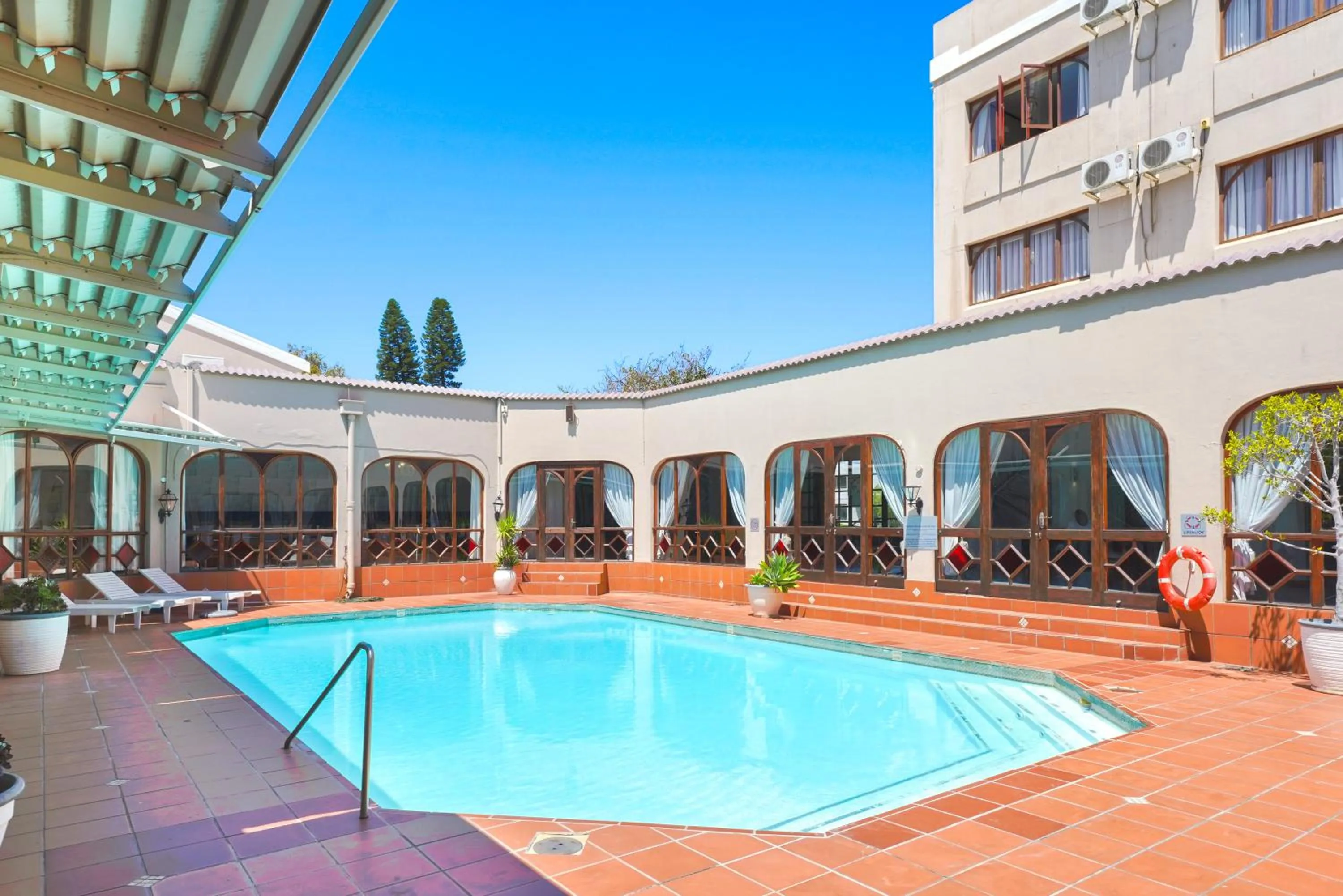 Summer in Cumberland Hotel Worcester