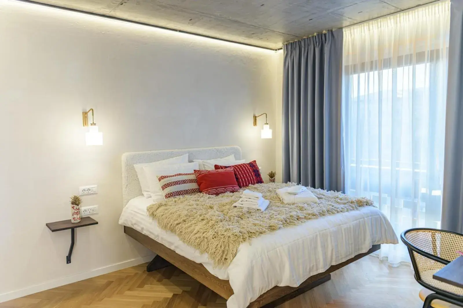 Nishani Boutique Nishani Boutique