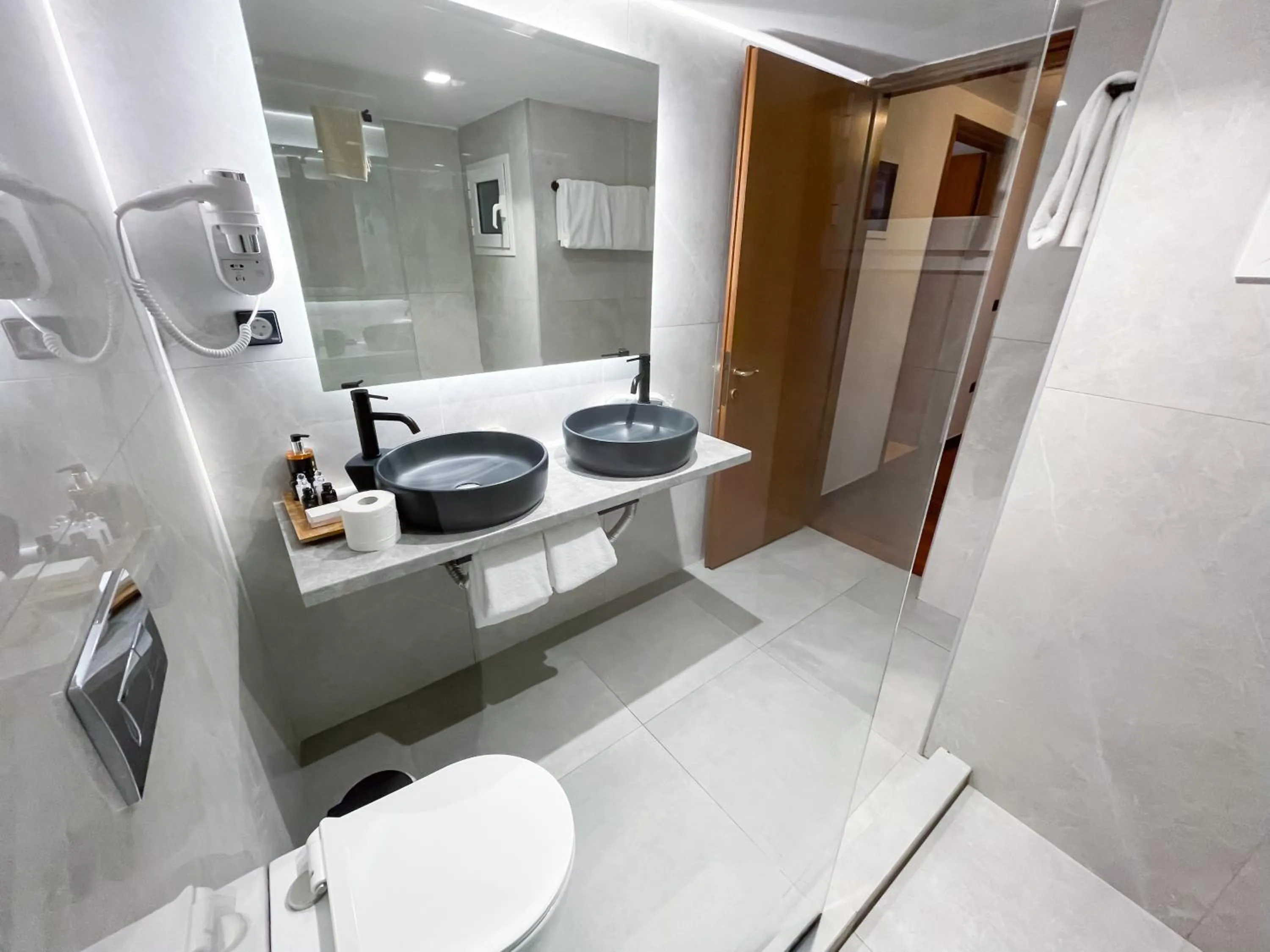 Shower in Andromeda Suites