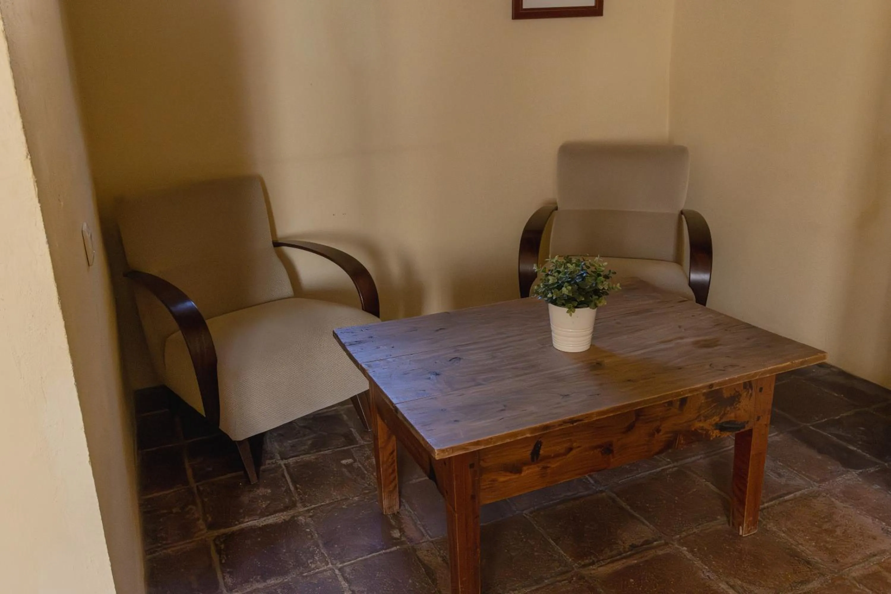 Living room in Hostal La Riera de Peratallada