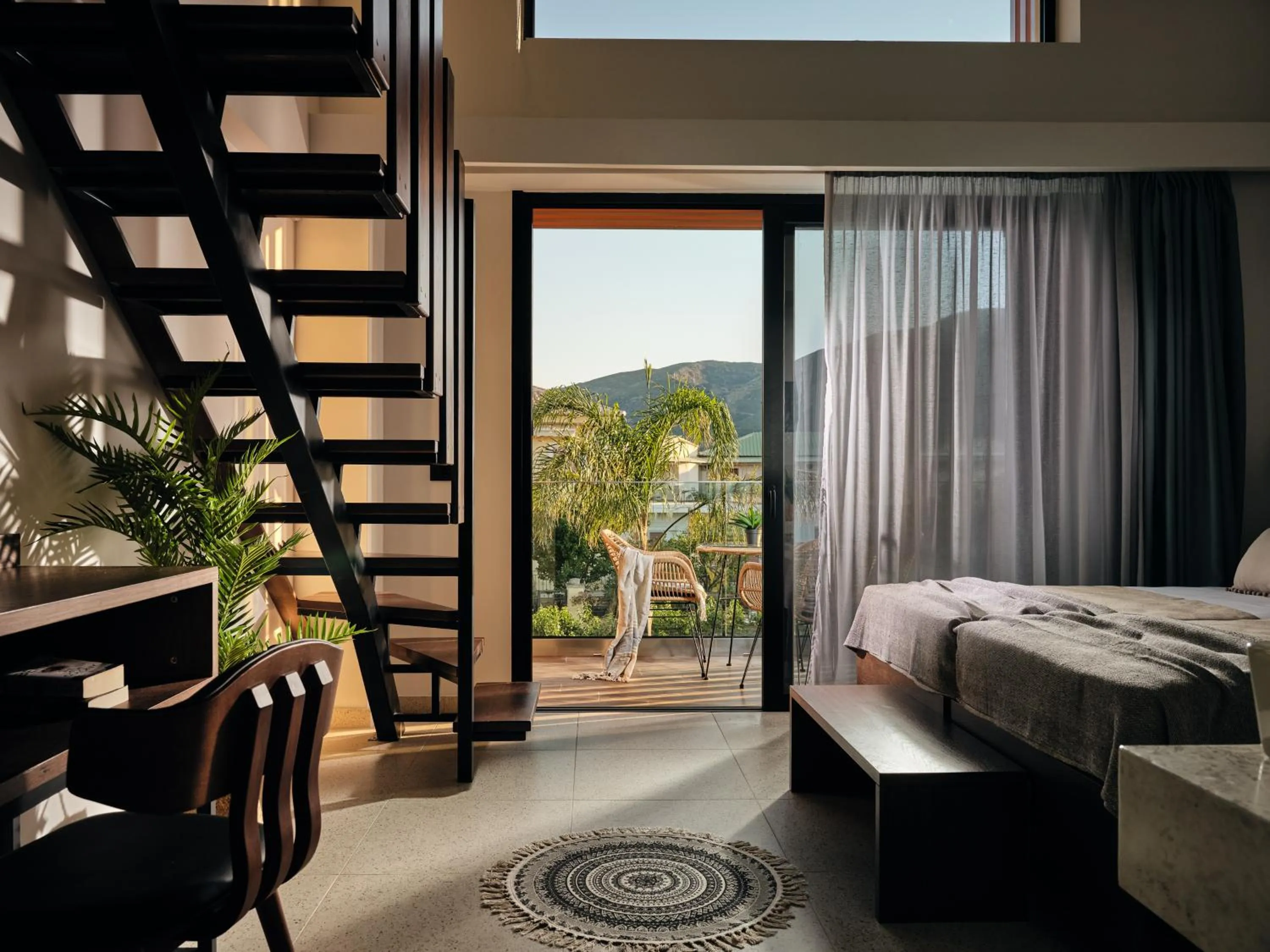 Balcony/Terrace, Bed in Letsos Hotel