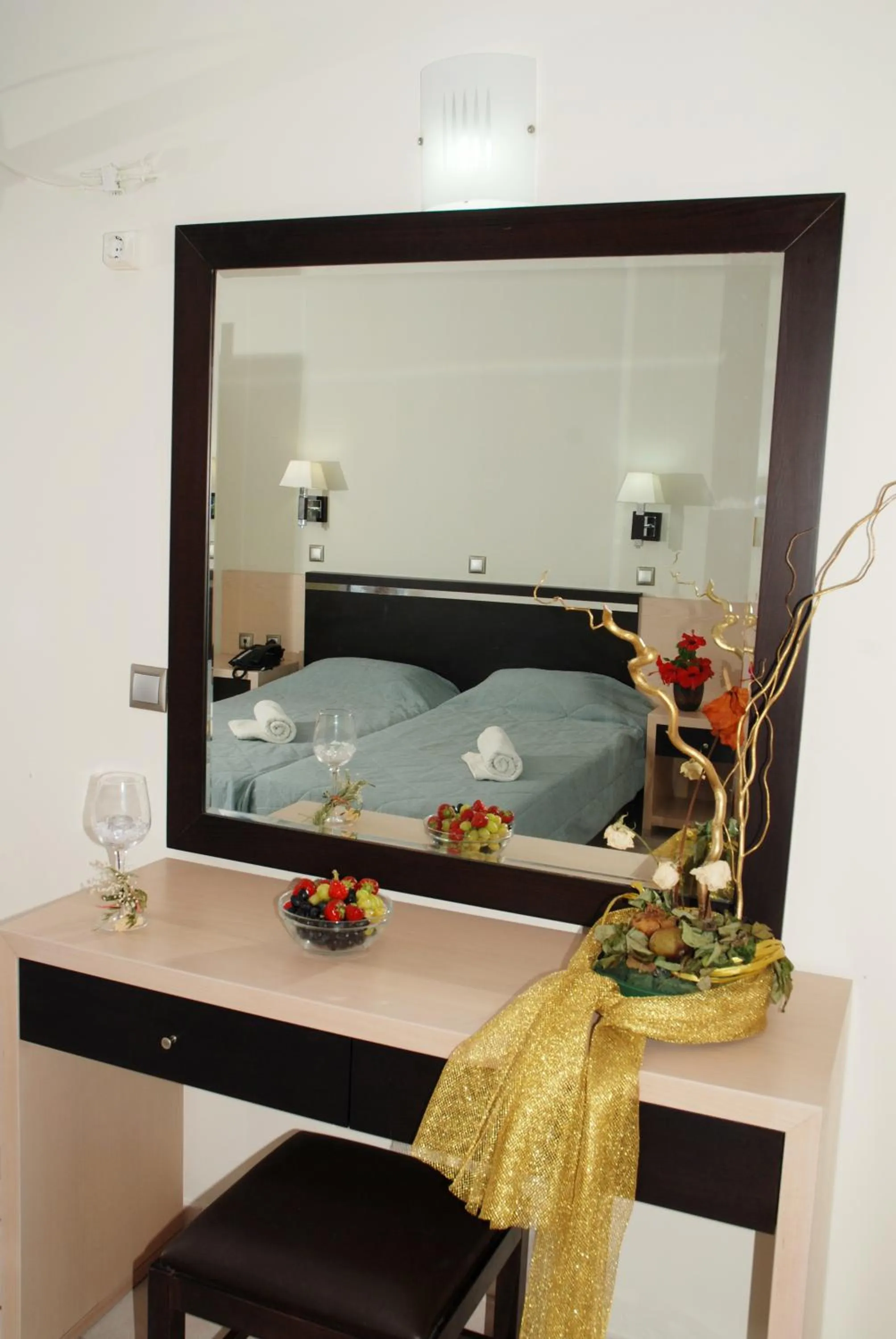 Bedroom, Bed in Letsos Hotel