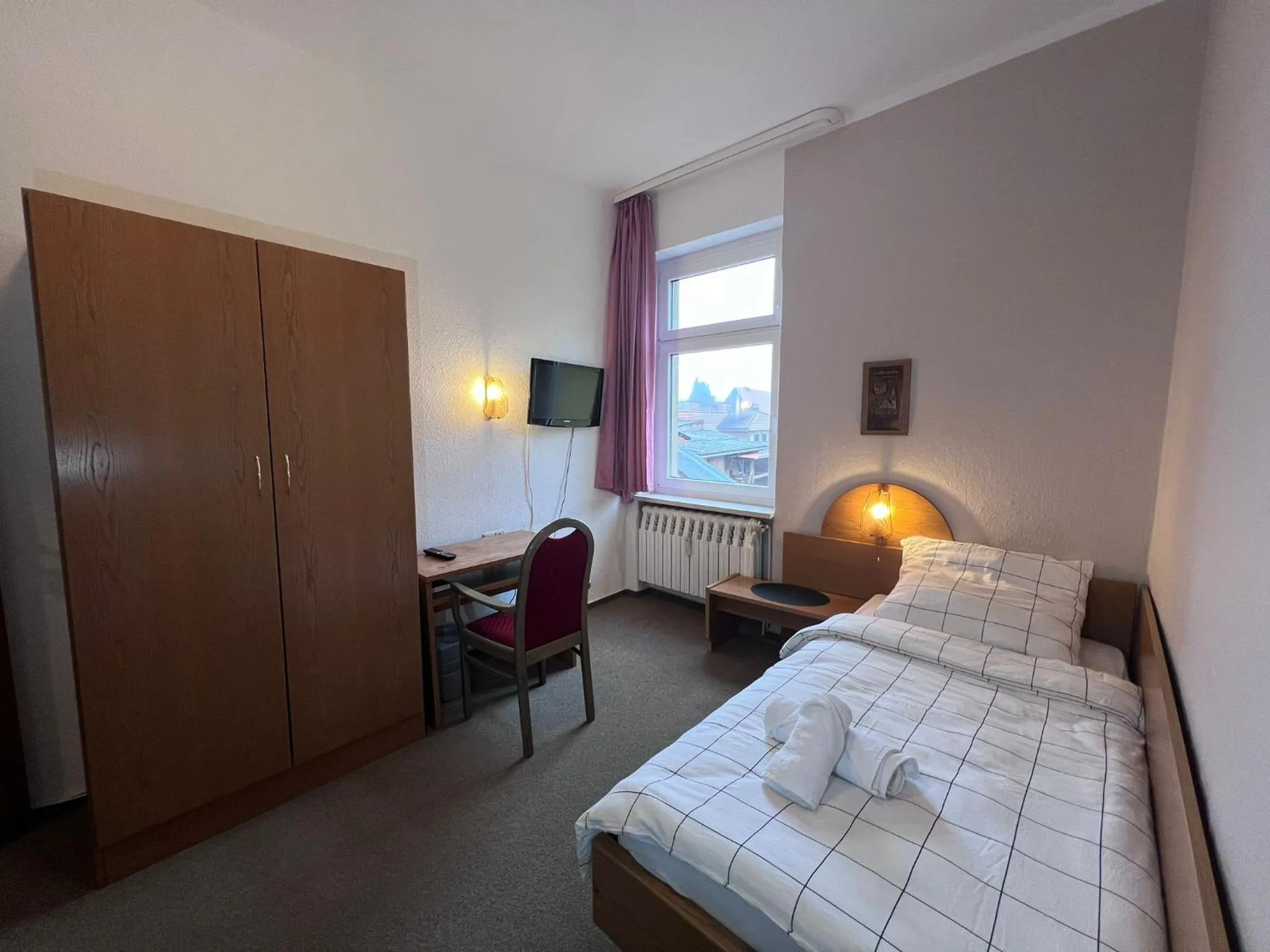 Bedroom, Bed in Hotel Doko Gardelegen