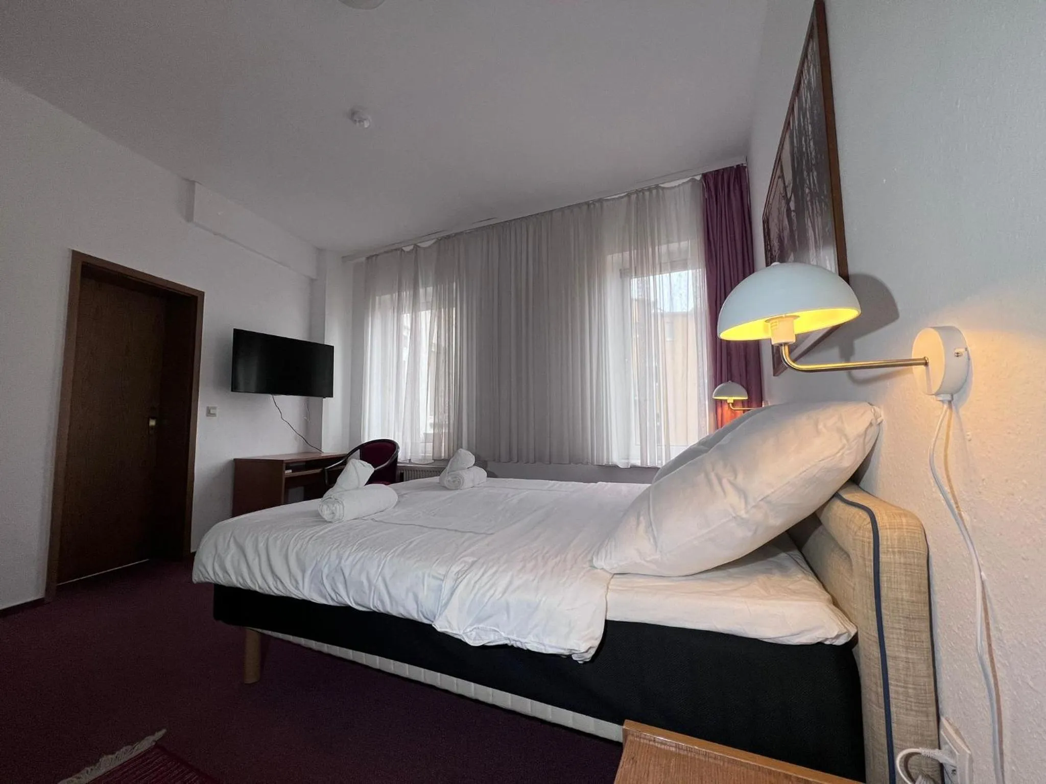 TV and multimedia, Bed in Hotel Doko Gardelegen