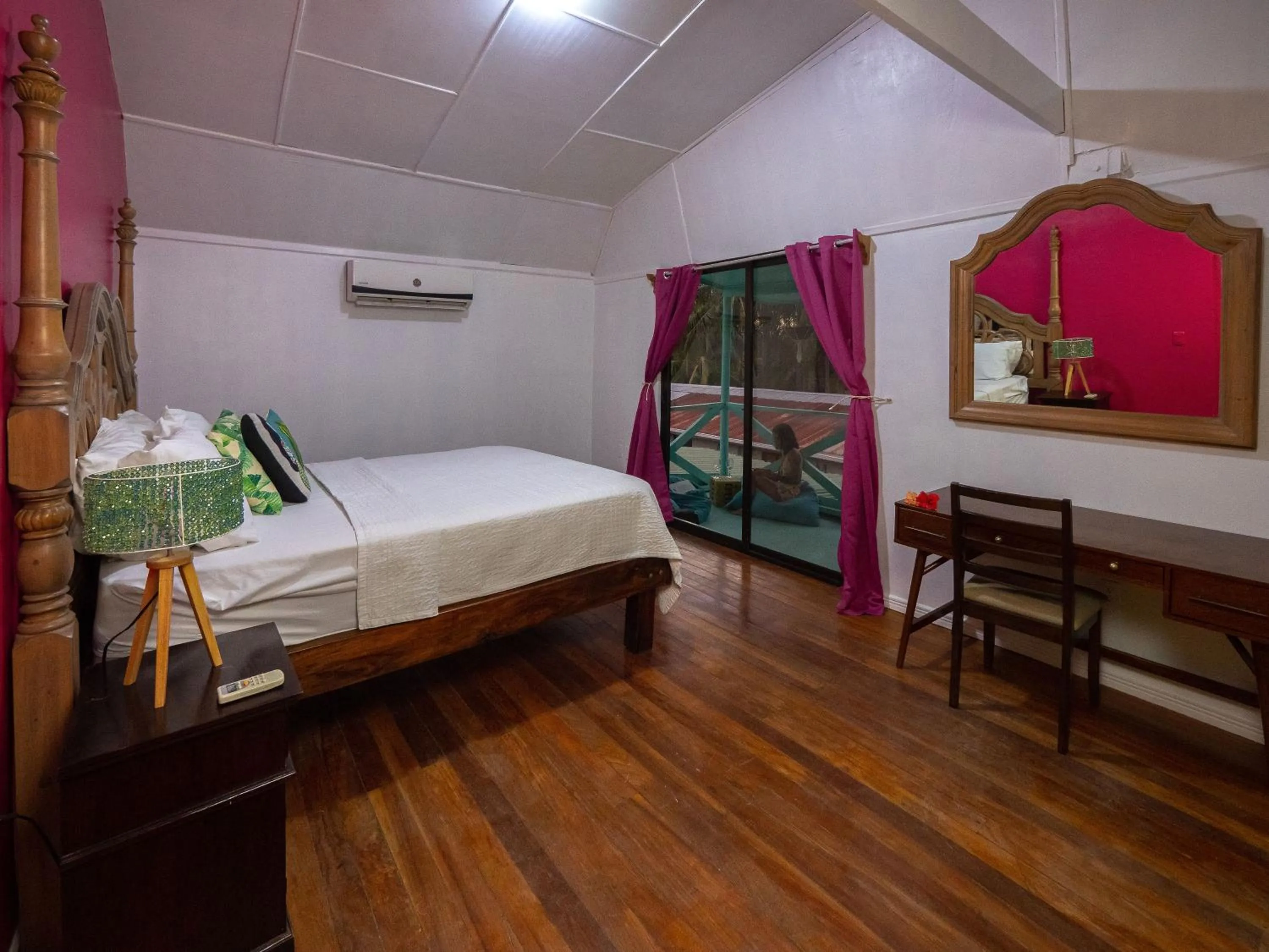 Bed in El Reinas by Sugar's Monkey