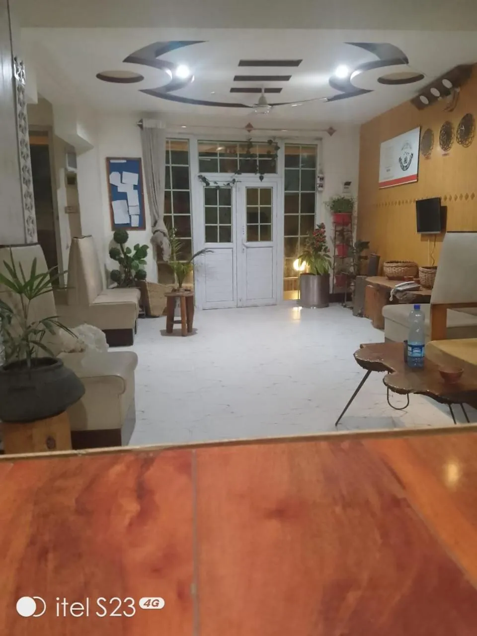 Mount View Hotel Skardu