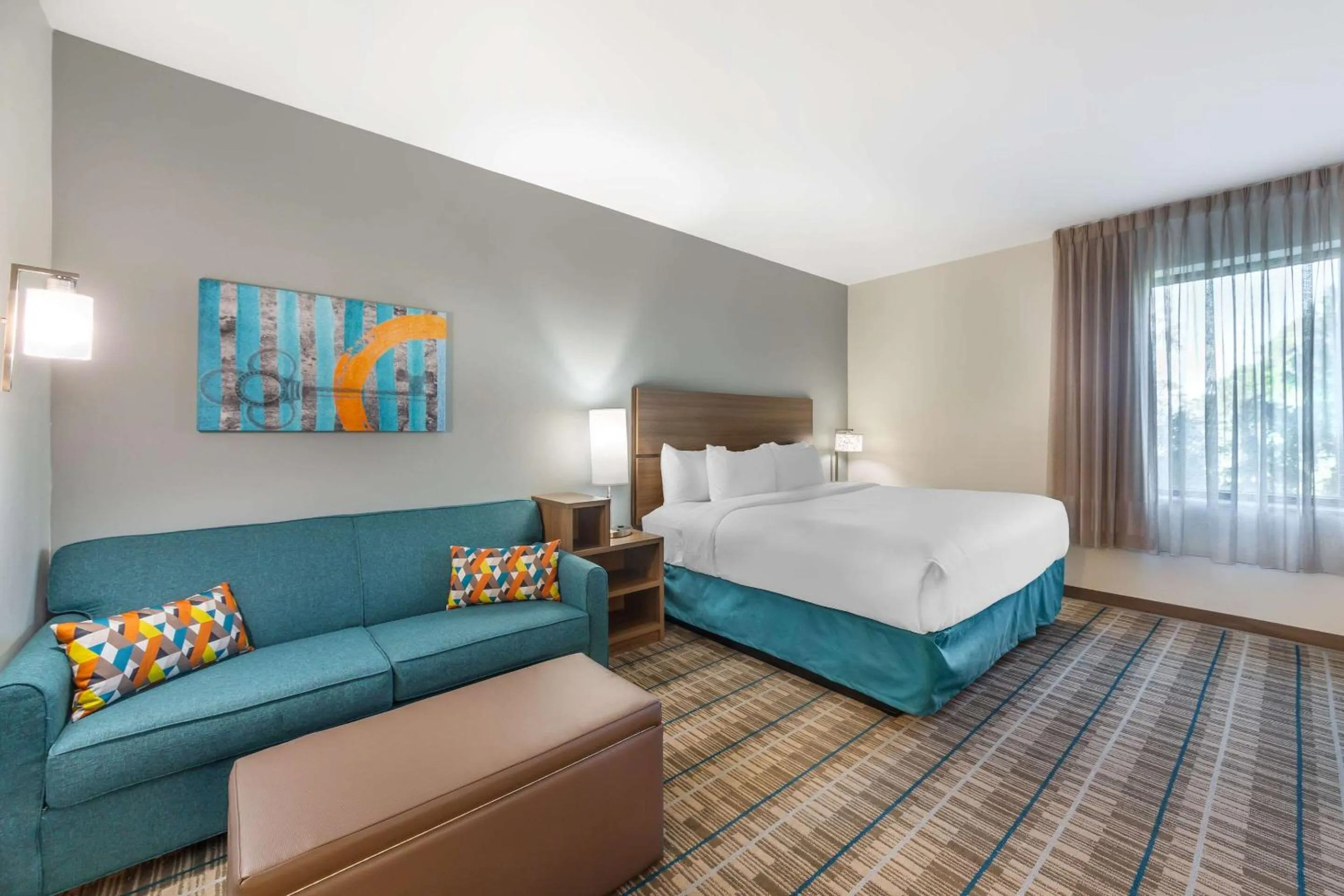 Bedroom, Bed in MainStay Suites Fort Myers East I-75