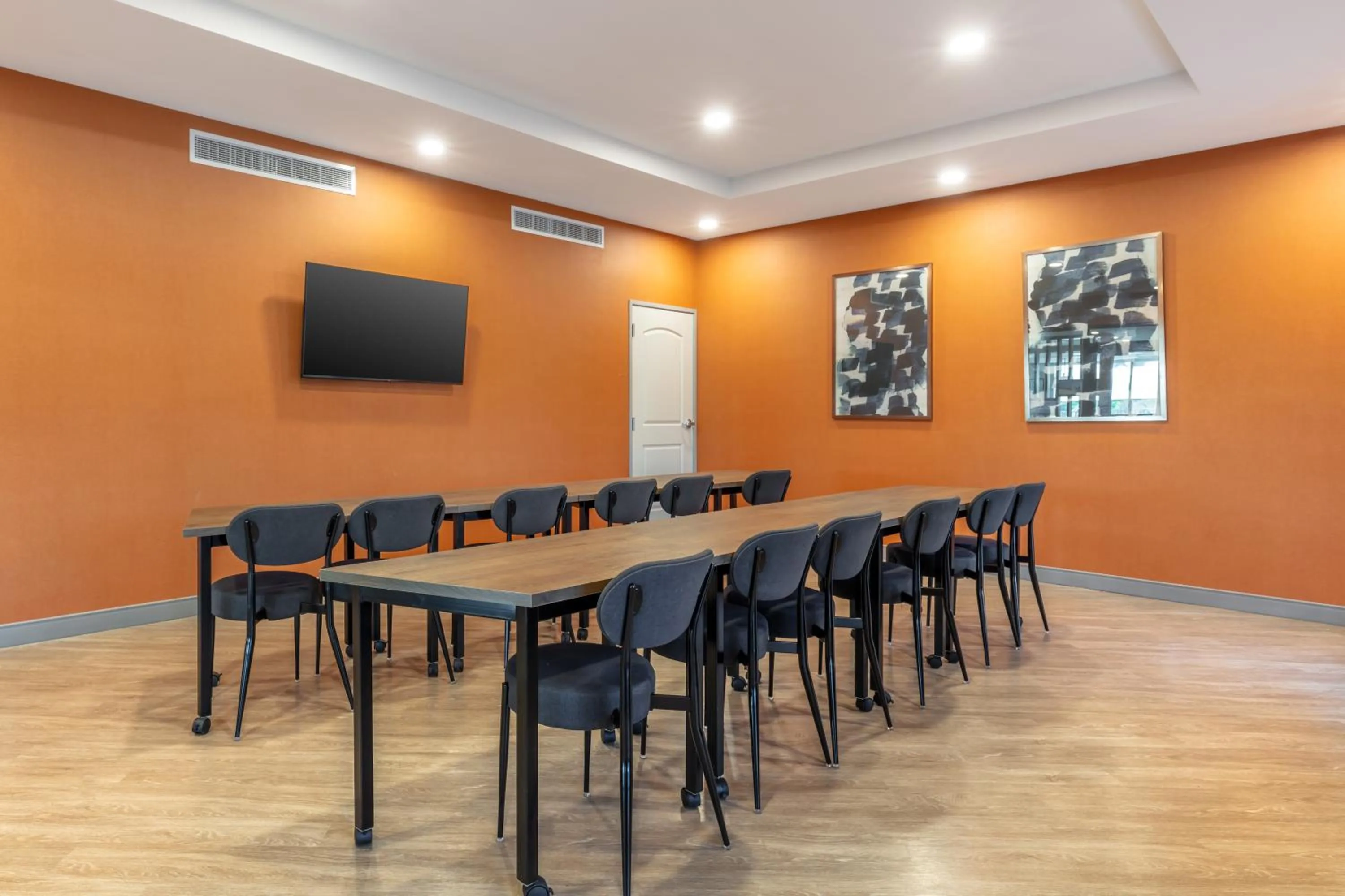 Meeting/conference room in MainStay Suites Fort Myers East I-75