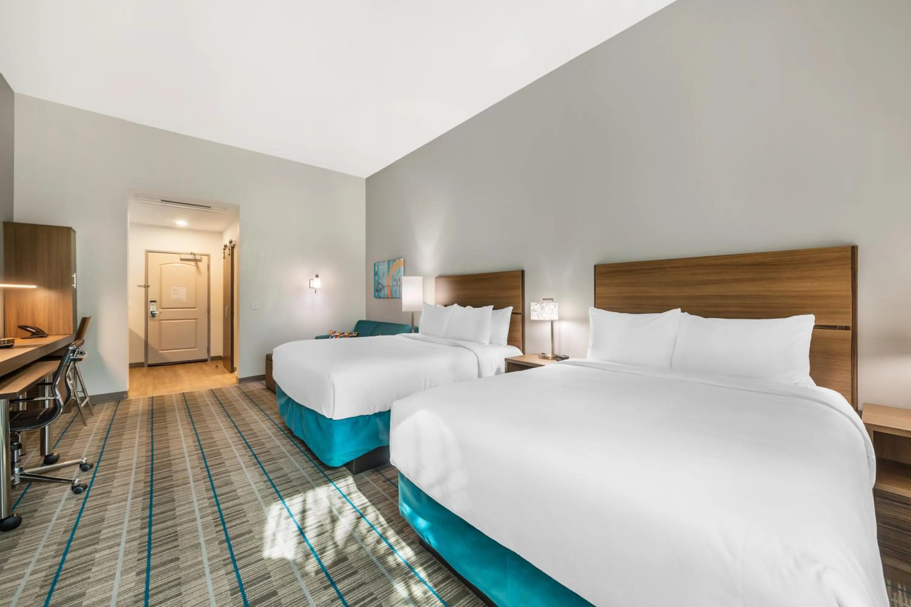 Bed in MainStay Suites Fort Myers East I-75