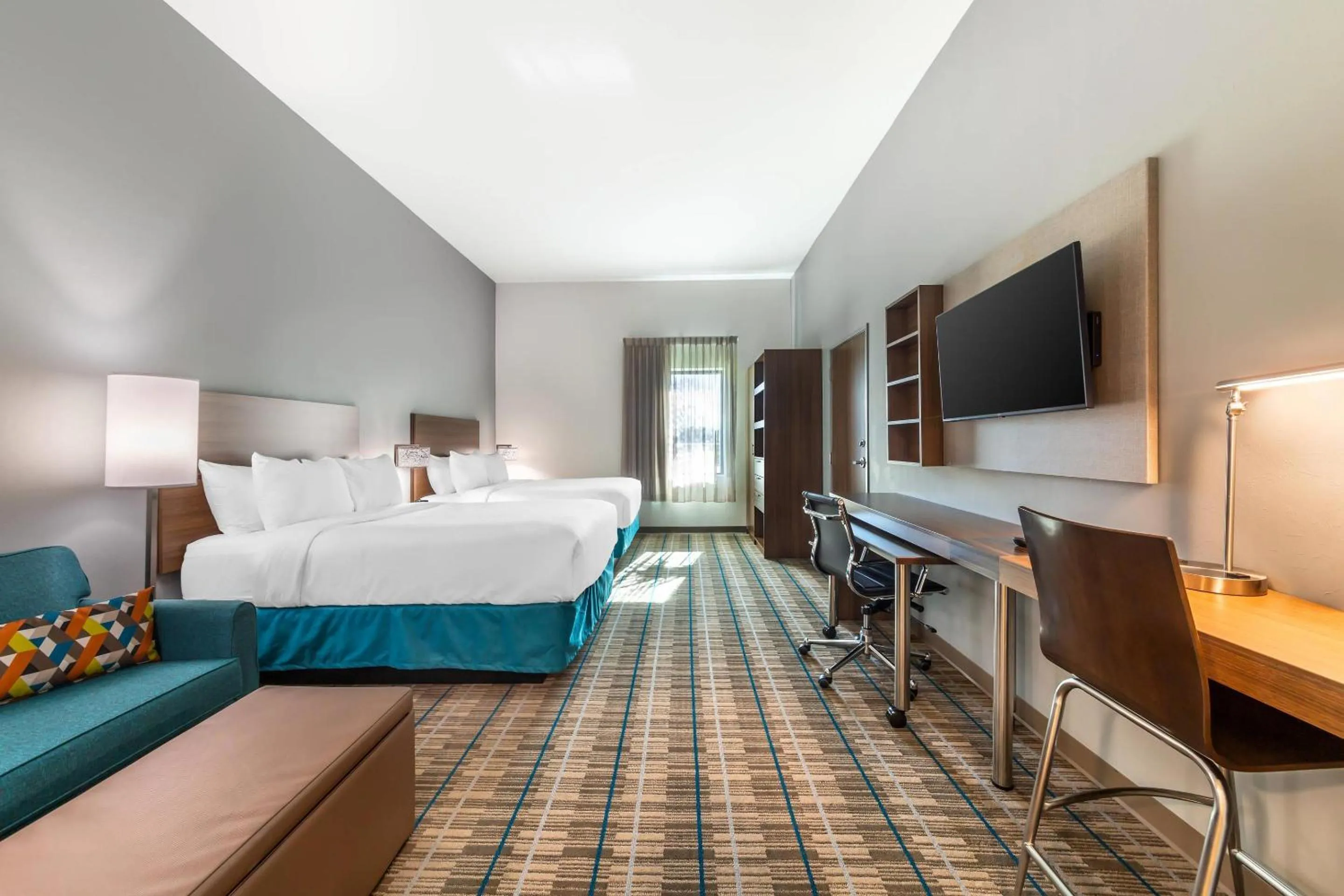 Bedroom, Bed in MainStay Suites Fort Myers East I-75