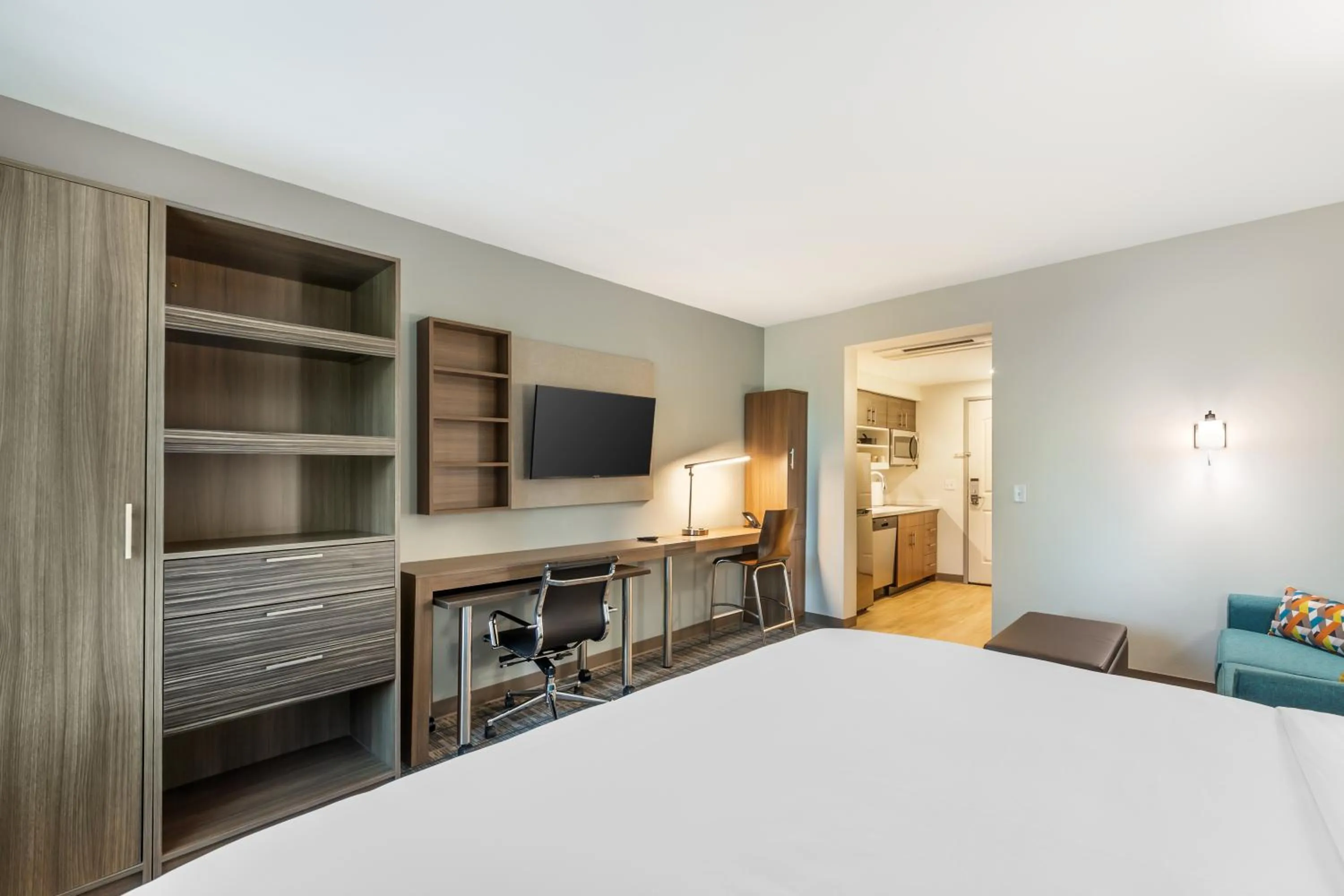 Bed in MainStay Suites Fort Myers East I-75